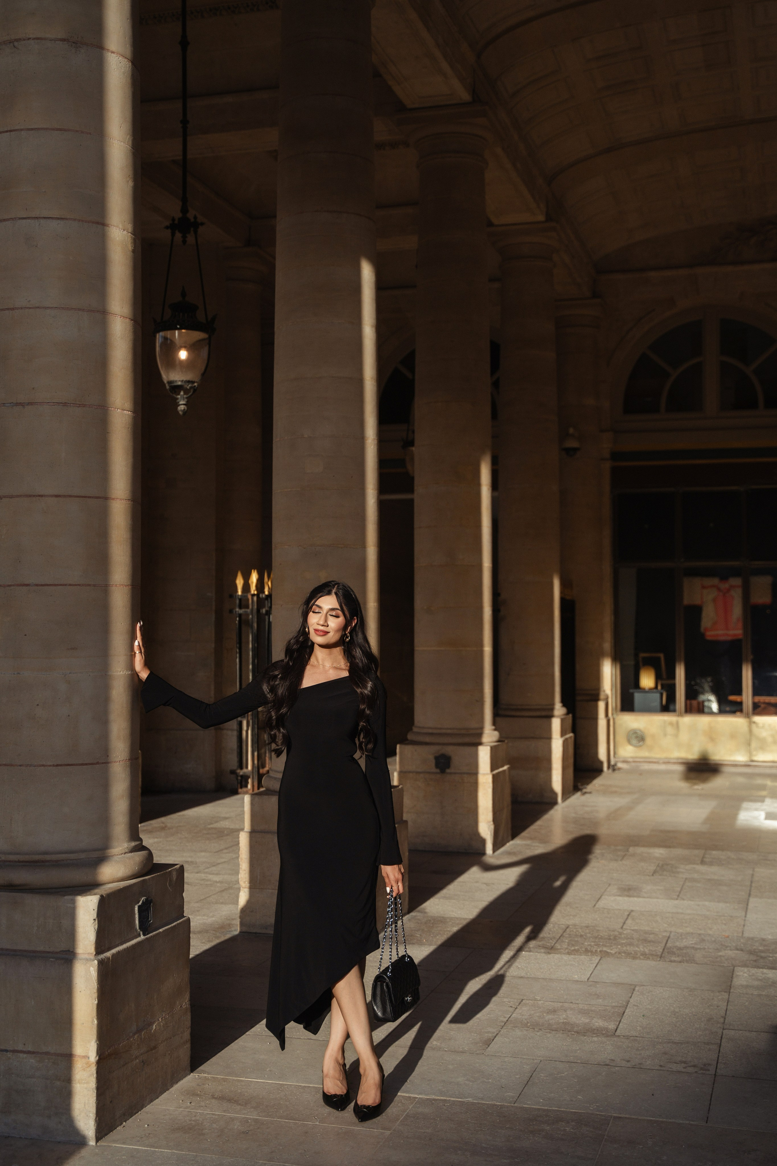 Naila (4 hours). Photographer in Paris|Solo and groups, portraits & content, couples photo-shoot in Paris at the best locations