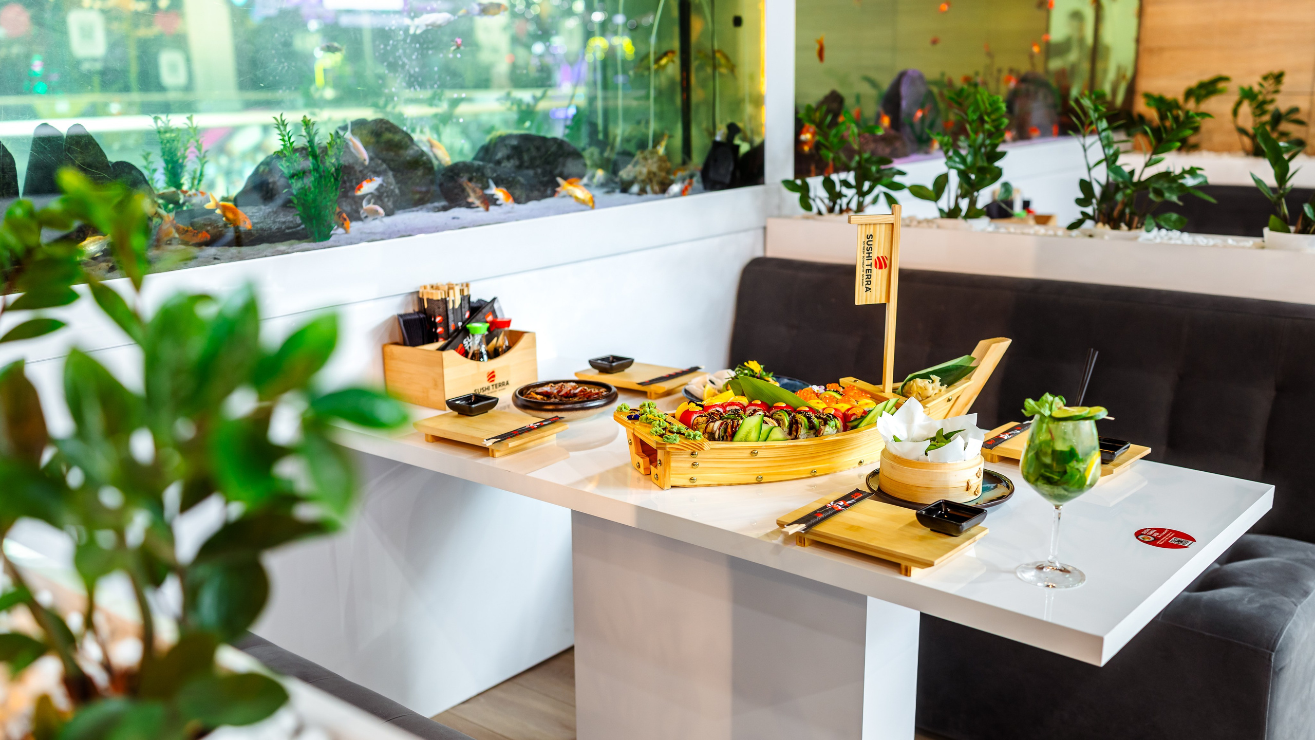 Sushi Terra. Marius Ciocan