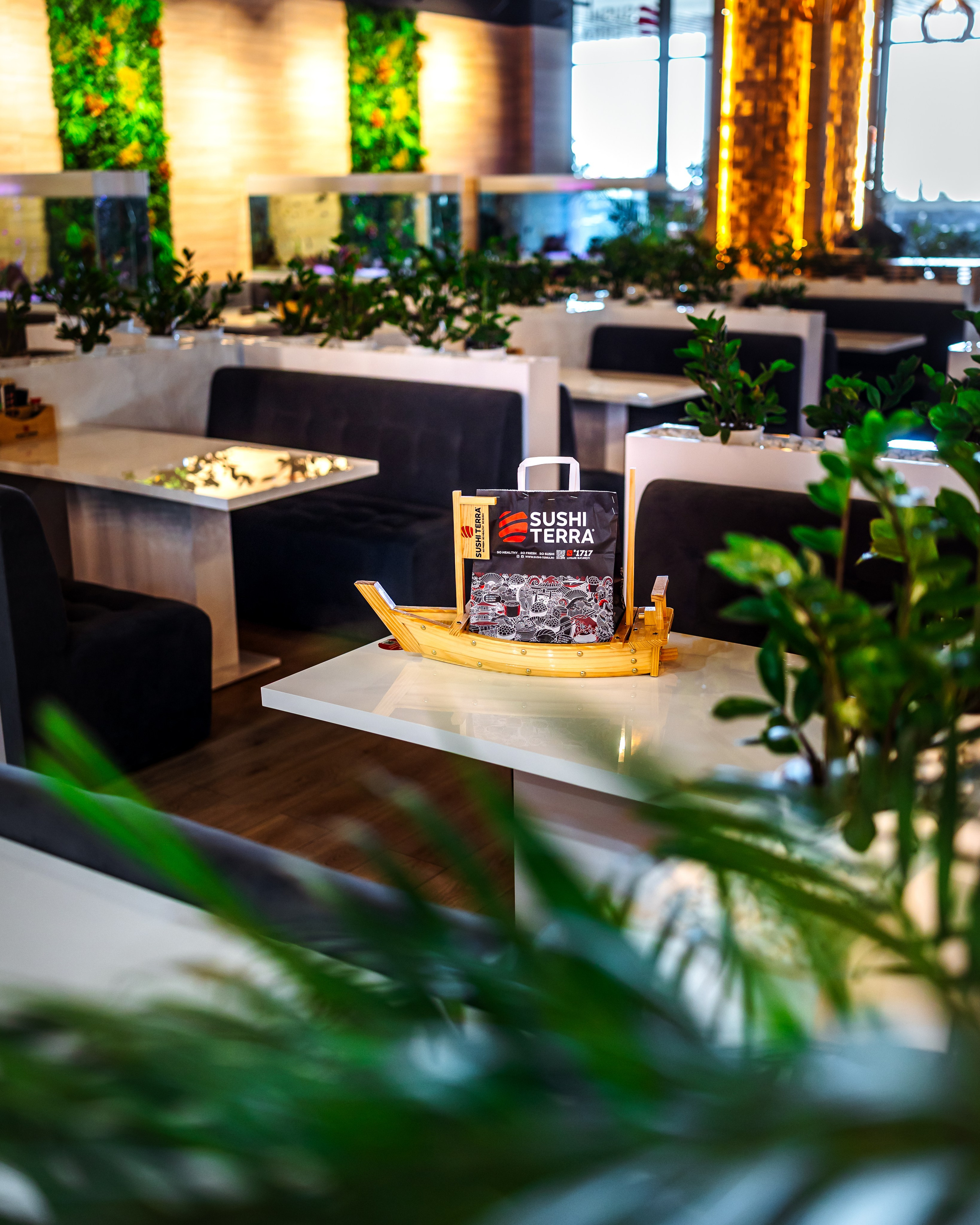 Sushi Terra. Marius Ciocan