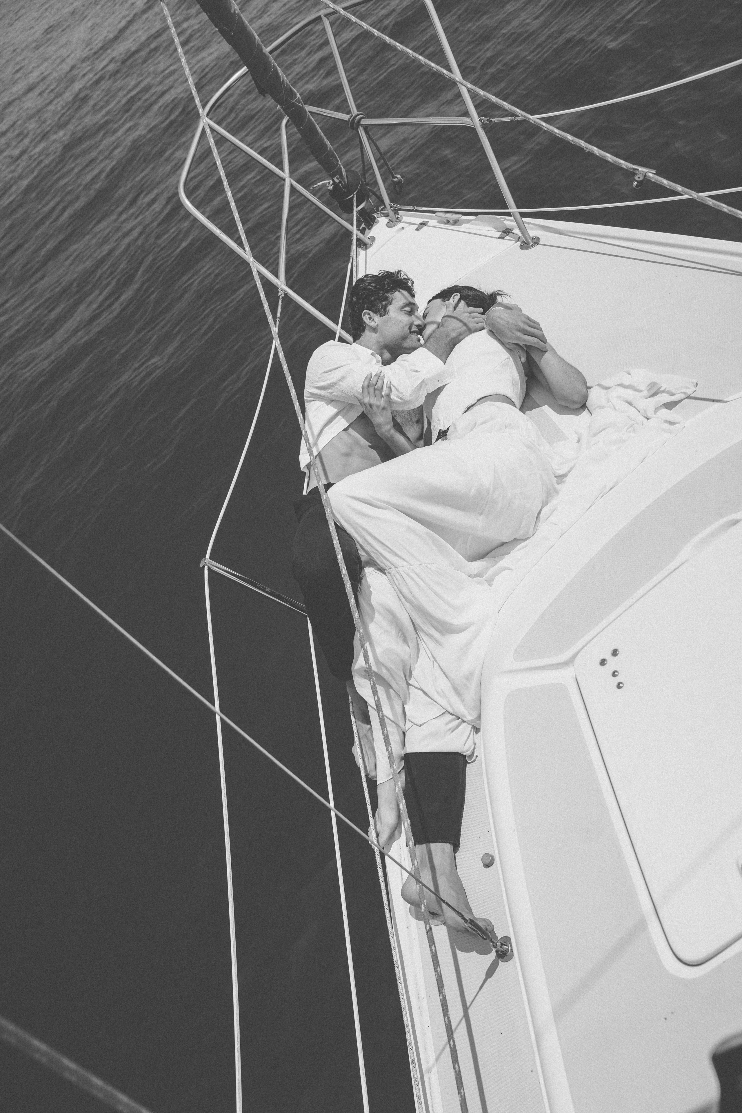 Love on the boat. Main