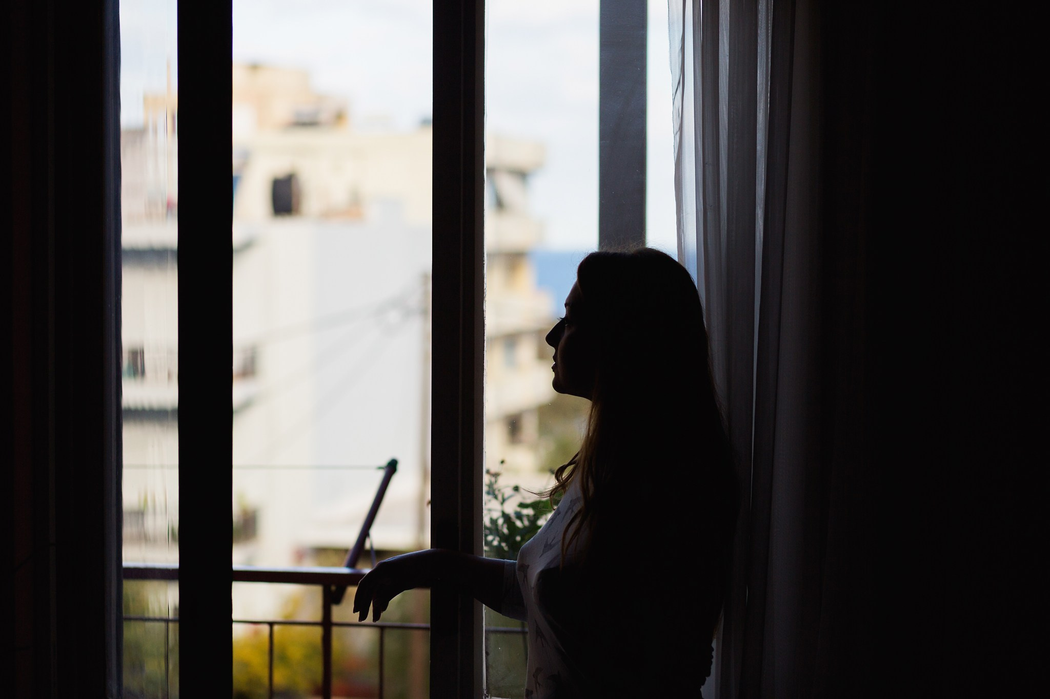 Ronalds & Svetlana, Crete. Denny Savon — Photographer in Santorini | Weddings, Love Stories & Flying Dress