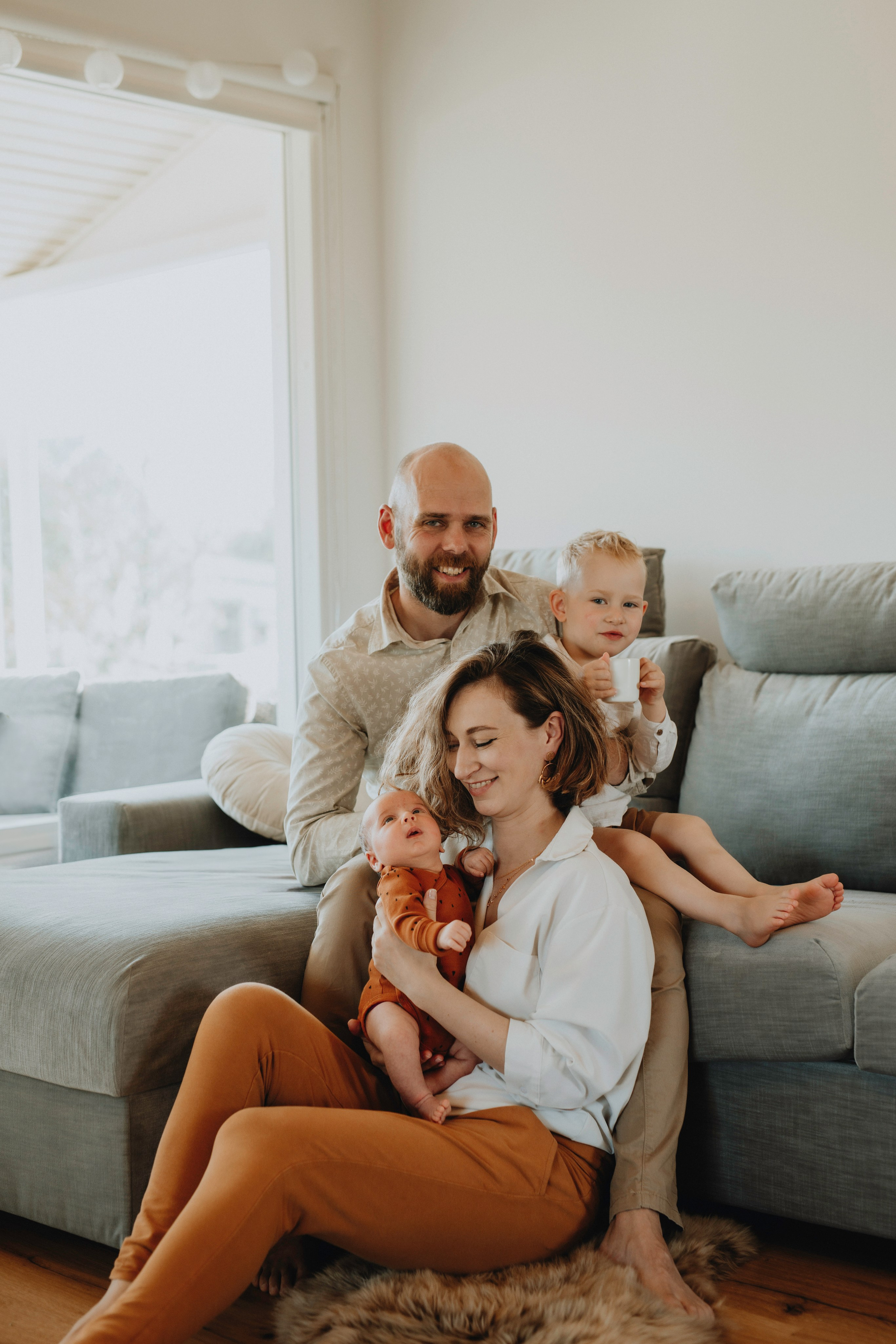 Magi’s Newborn home visit. Michalina Dzianach Wedding Photographer Iceland