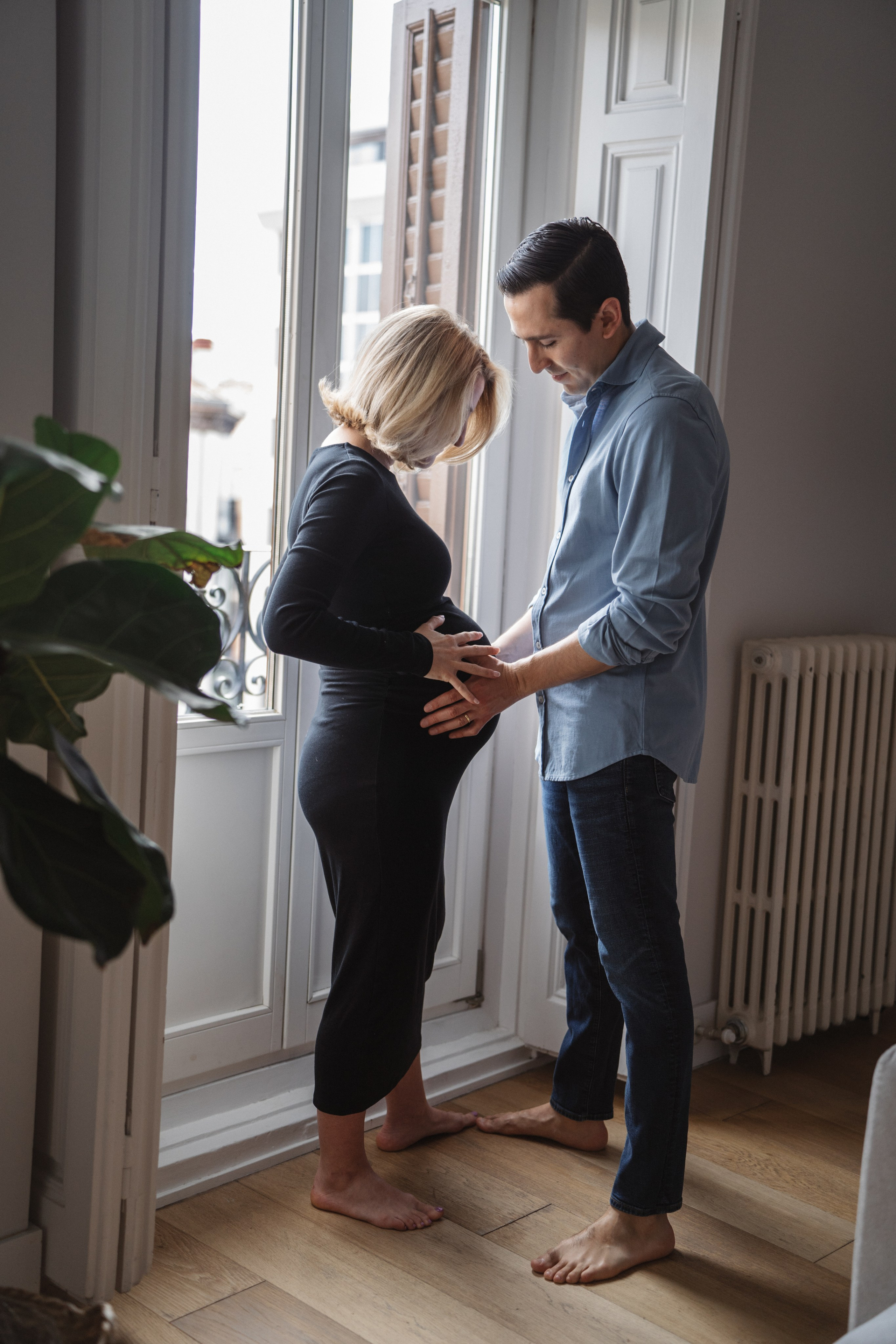 Fotógrafo de sesiones para embarazadas en Madrid. Fotógrafo en Madrid, España. Alyona Belyaninova