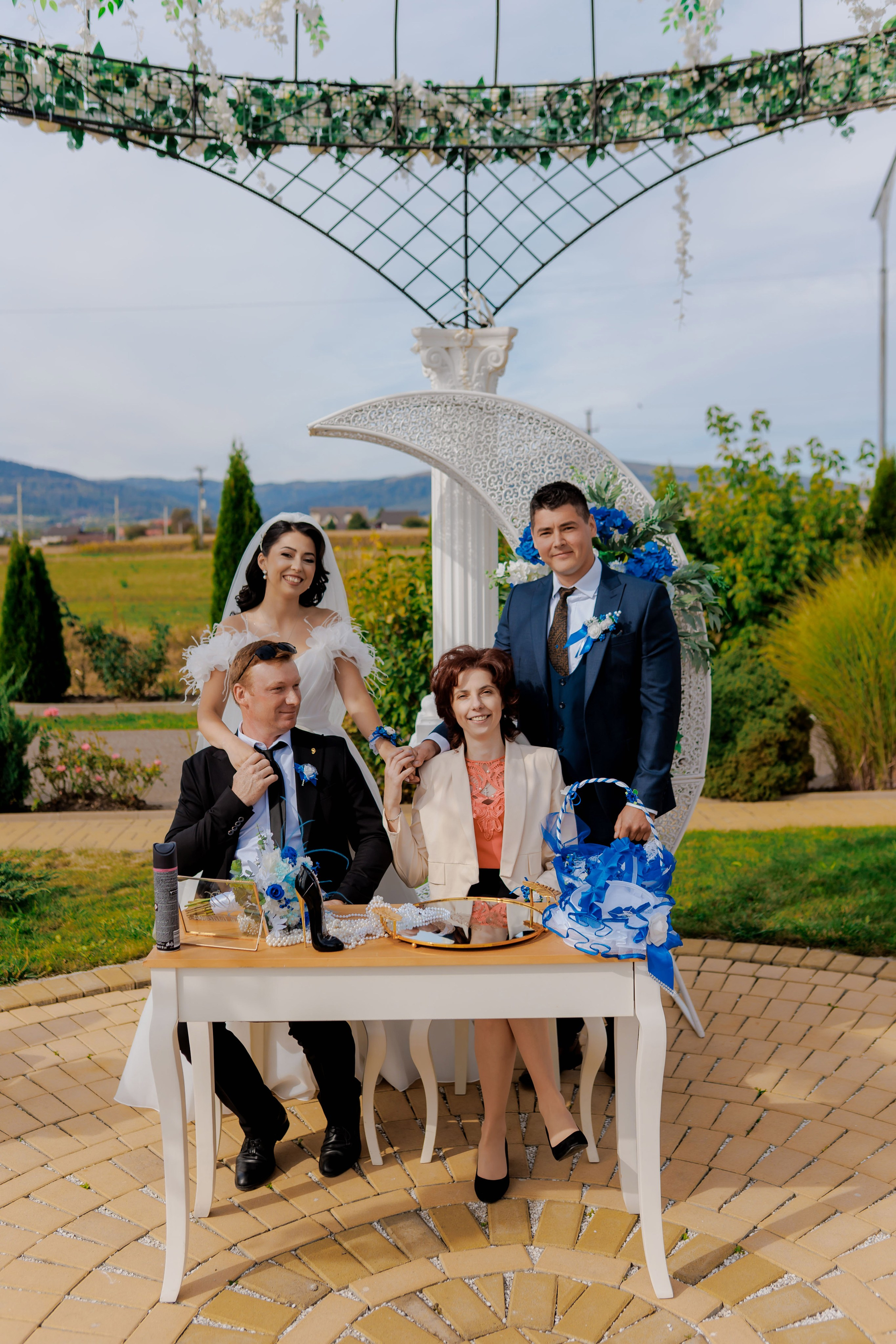 Loredana & Emilian – Ziua Nunții | Videografie - fotografie Botez Suceava, Iași, Botoșani. Servicii foto-video profesionale, pentru momente de neuitat