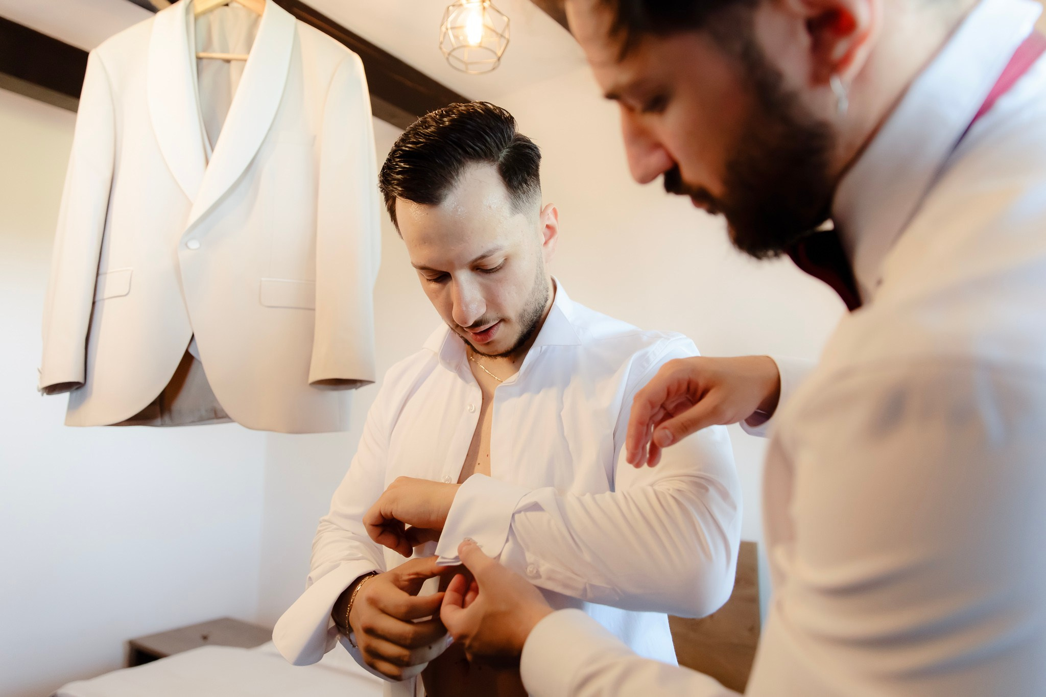 Ioana & Ionuț | Nuntă de poveste la Păstrăvăria Poiana din Mălini județul Suceava. Servicii foto-video profesionale, pentru momente de neuitat