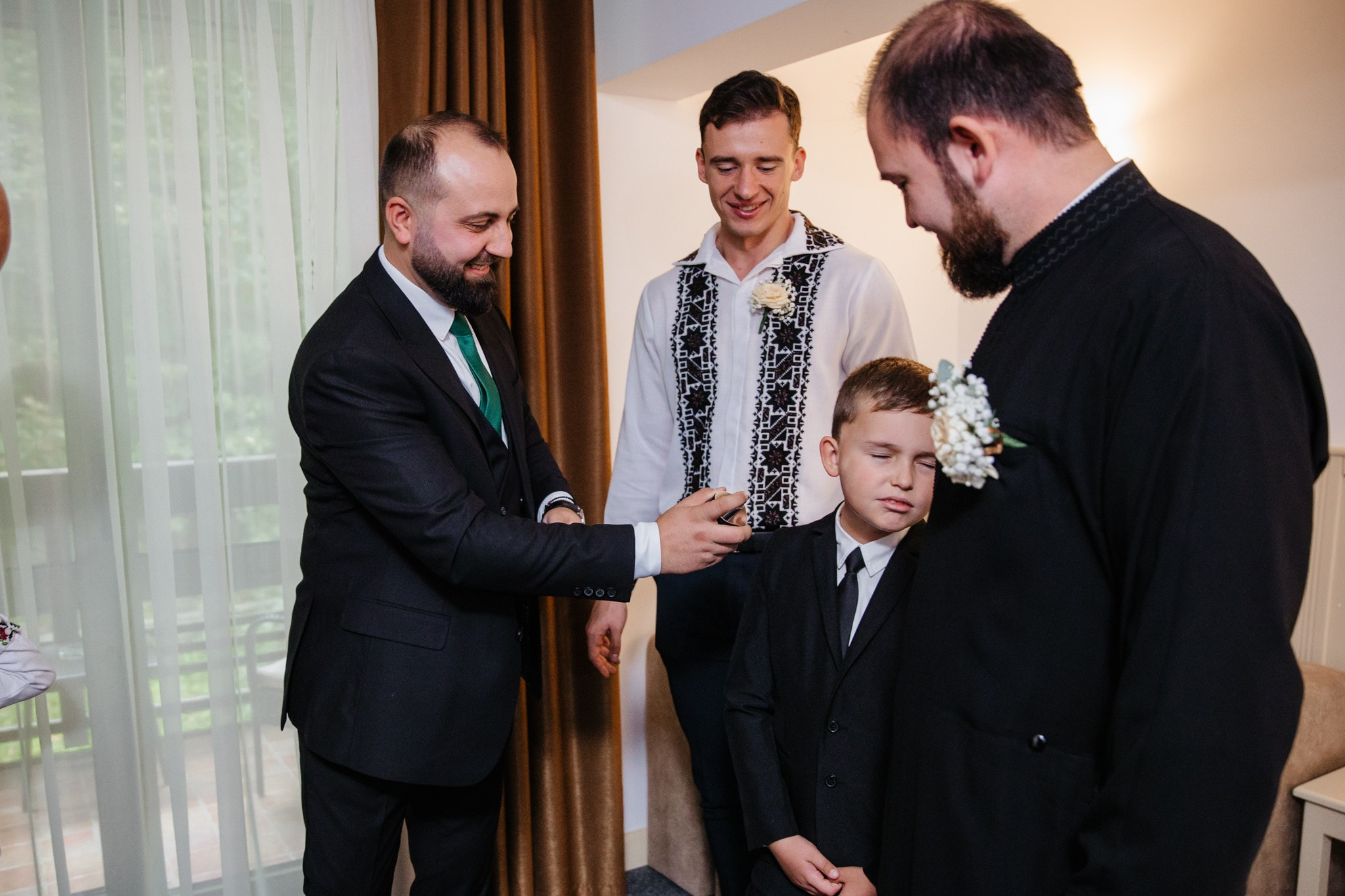 Nunta de Poveste la Sucevița: Cristi și Andreea. Servicii foto-video profesionale, pentru momente de neuitat