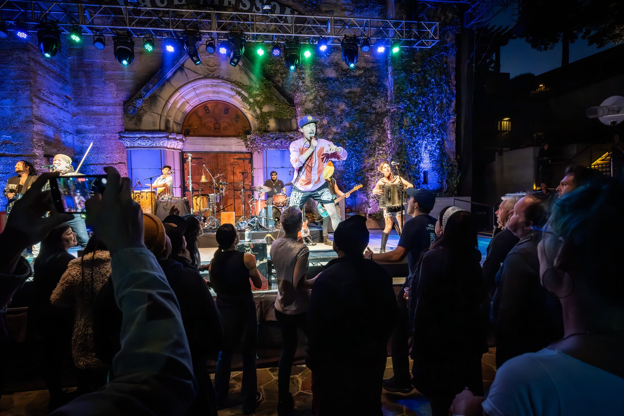 GOGOL BORDELLO / SARATOGA / CA. Reportage concert portrait photography in the San Francisco Bay Area