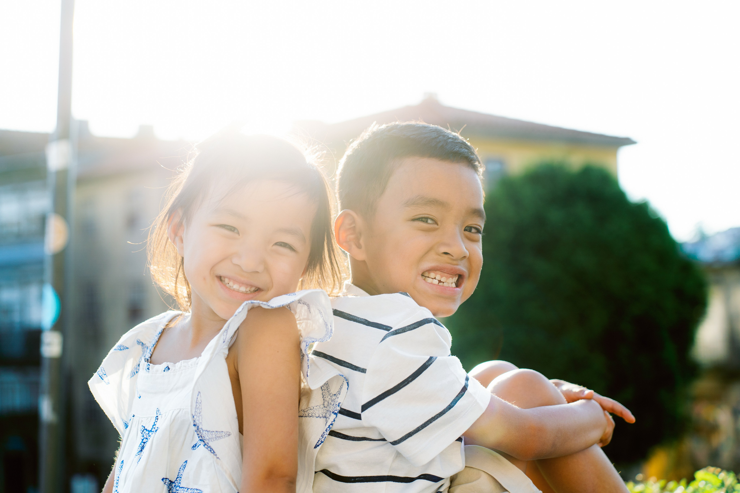 Family photo shoot in Porto. Photographer in Portugal Polina Gotovaya