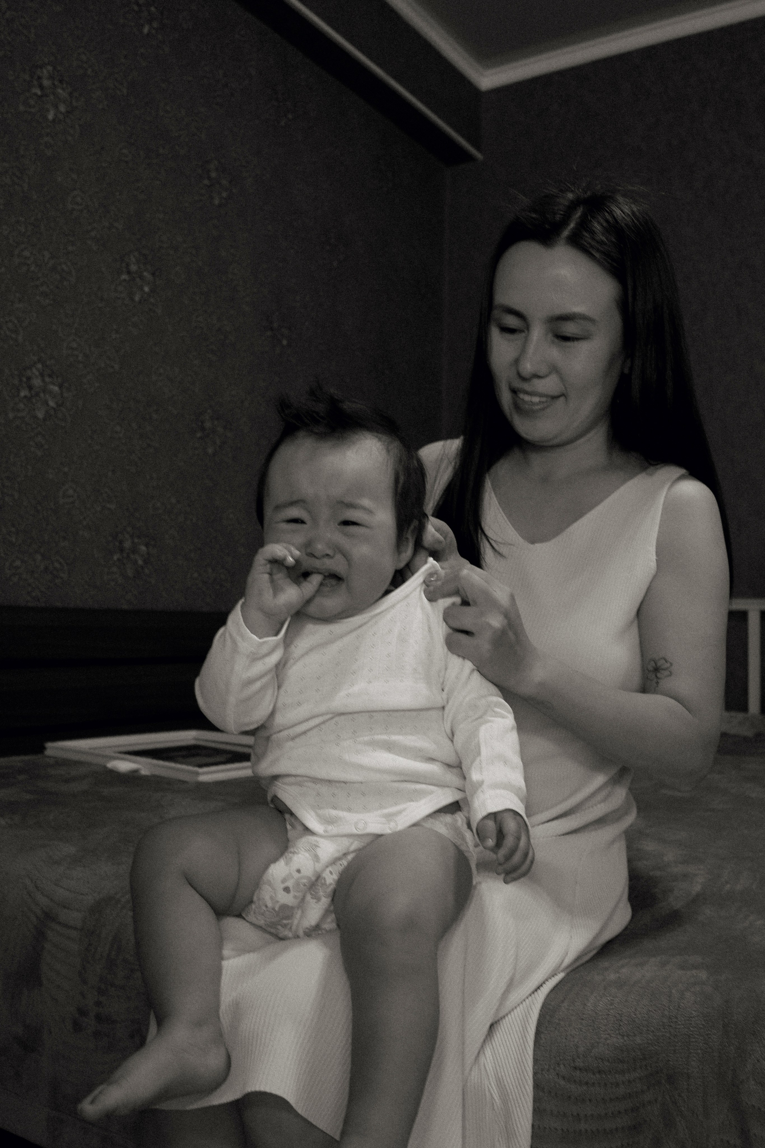 Love at home. Фотограф родов, семей и новорожденных малышей в Дубае