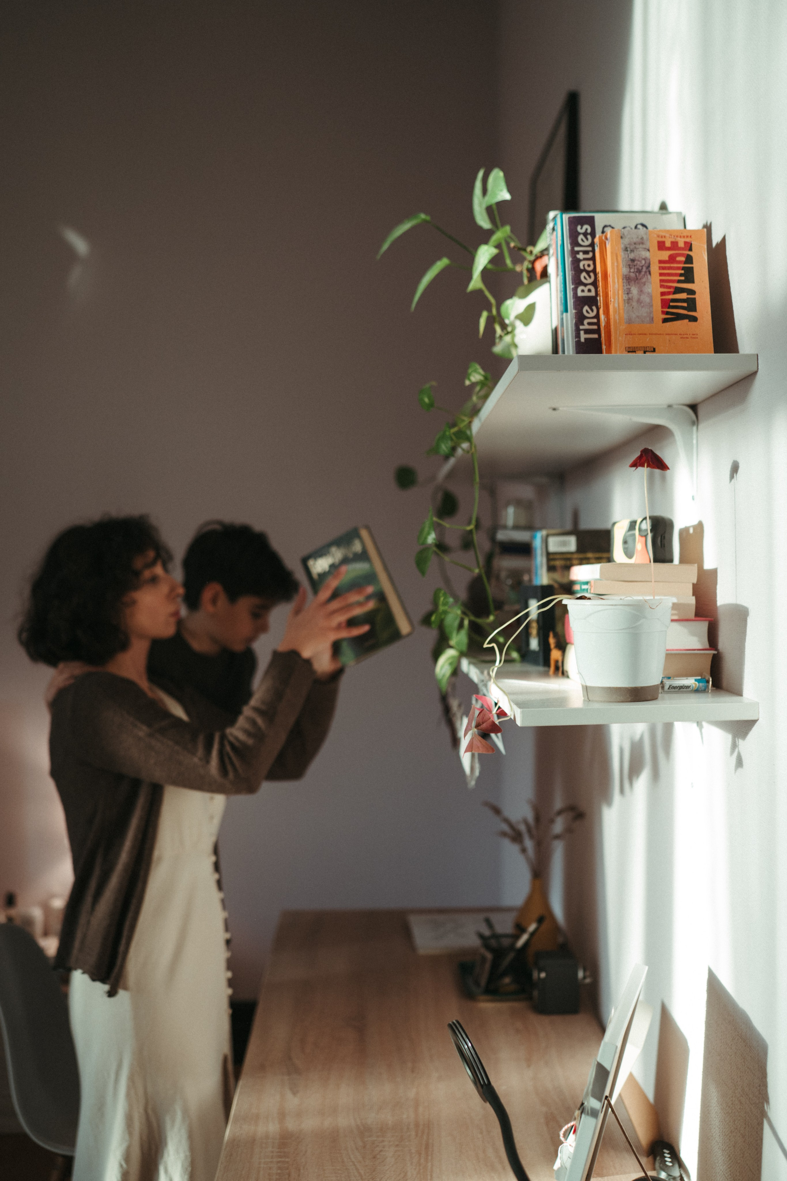 Seyrana, Raul and Rauf. Family photographer in Saudi Arabia