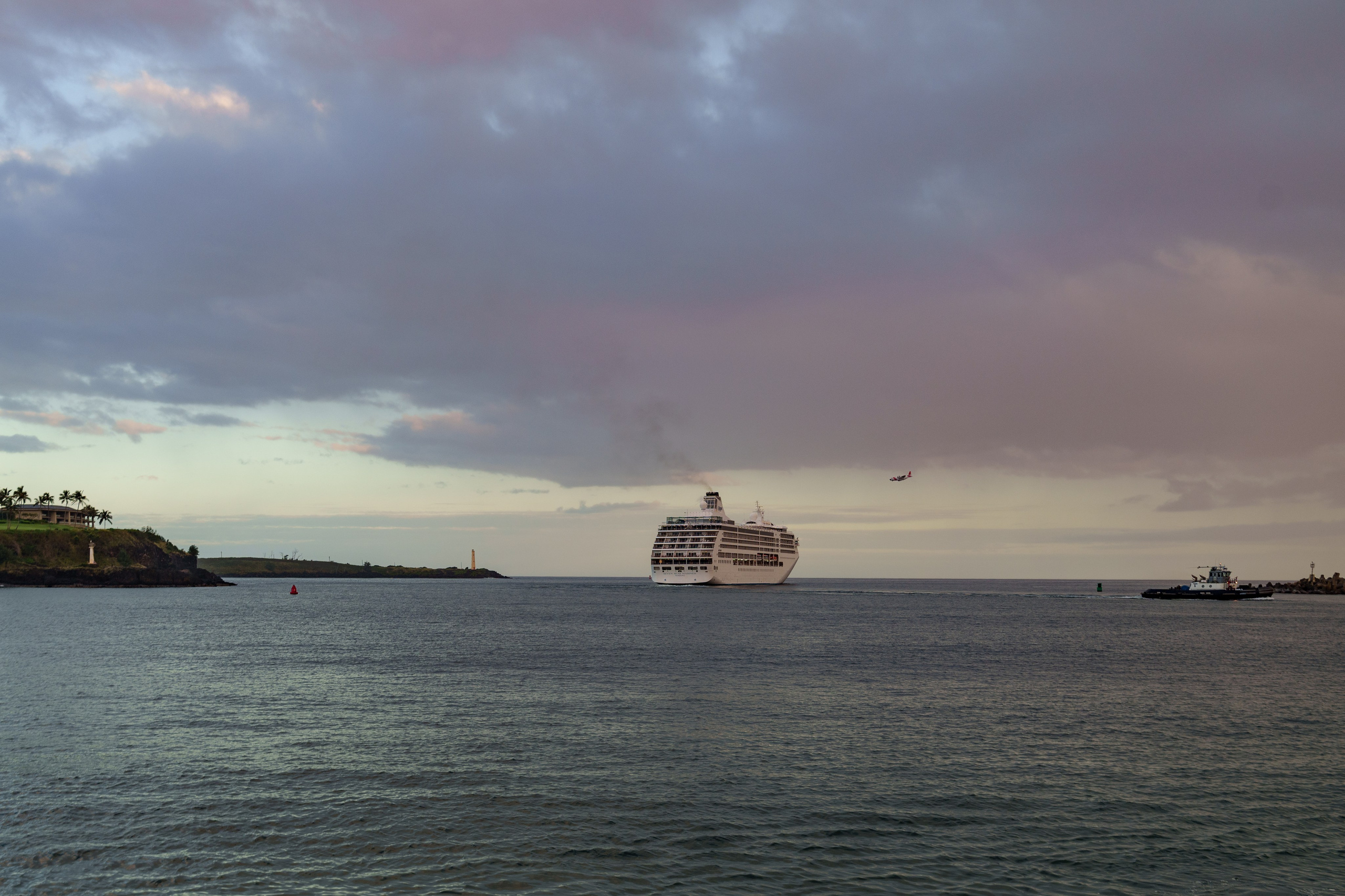 SHIPS. Awards winning photographer in Kauai, Hawaii