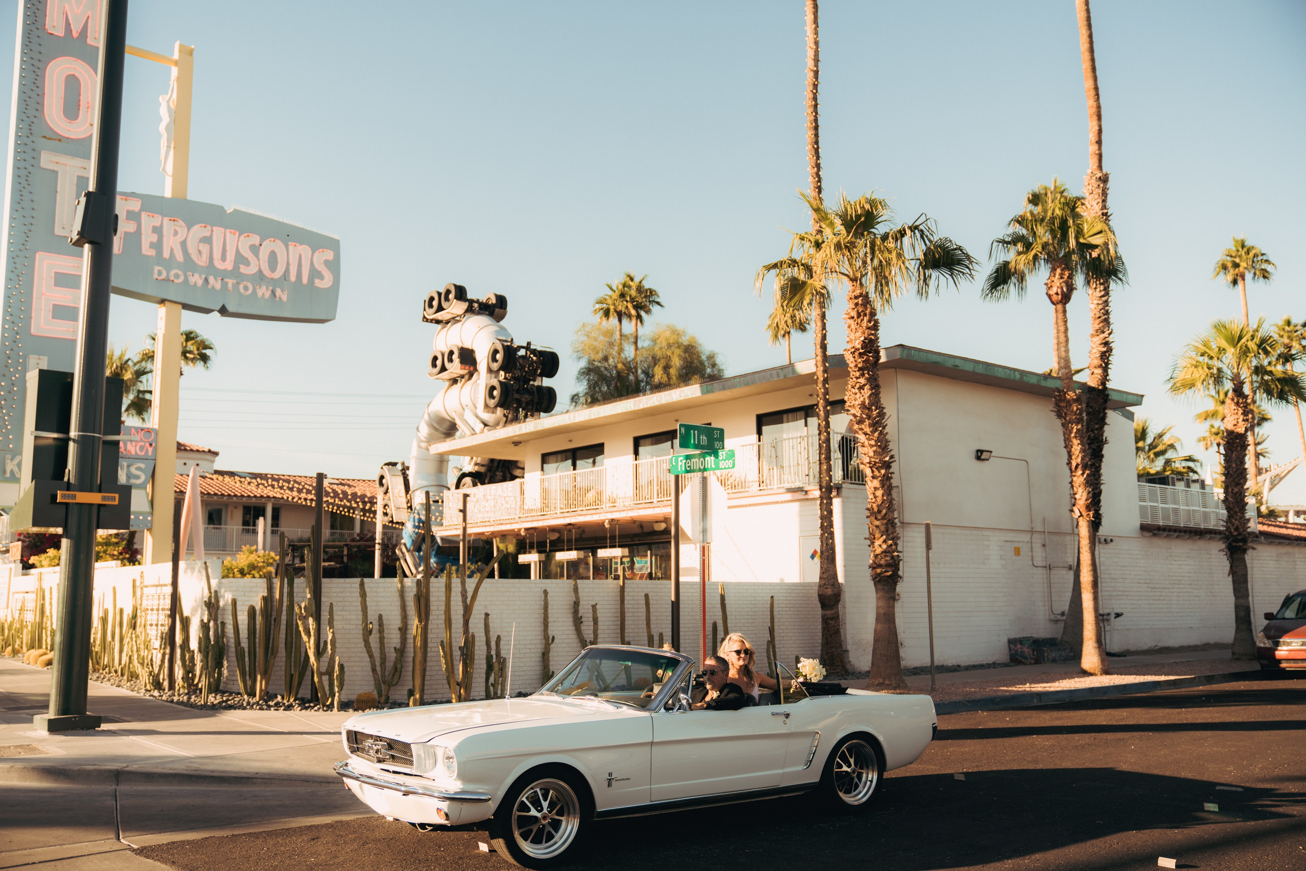 Steve&Dee. Wedding & elopement photographer Viktoriya Kravtsov. Las Vegas