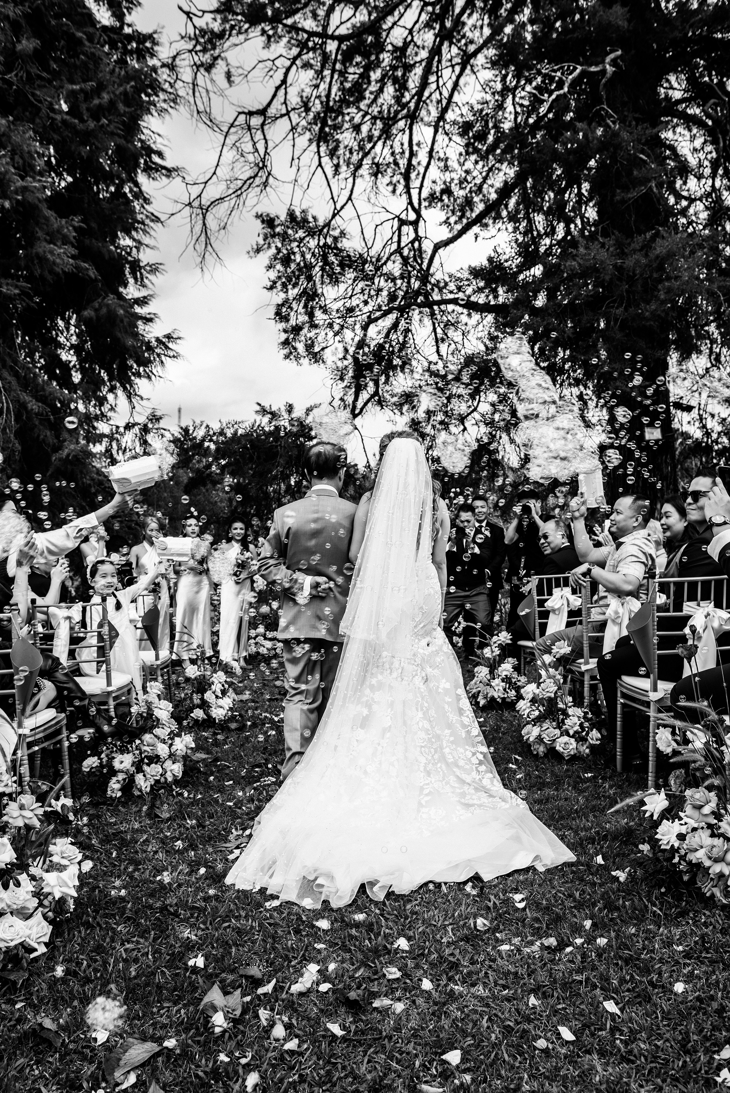 JESSE & MIMI / The Vows. Nhiếp ảnh gia đám cưới hàng đầu tại Thành Phố Hồ Chí Minh