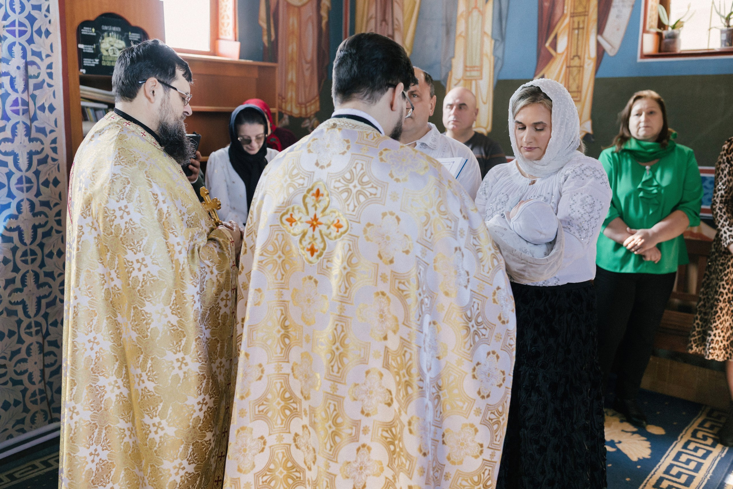 botez Luca Nectarie 22 februarie 2026 fotograf profesionist	•	fotograf botez Botoșani Luca Nectarie biserică	•	părinți Răzvan și Ramona botez copil emoții familie	•	nași Marin și Rodica botez copil fotografie profesională	•	detalii botez lumânare cristelniță biserică România	•	copil Luca Nectarie în brațe la botez moment emoționant	•	familie fericită la botez copil fotograf Alin Chirilă	•	fotografie botez naturală lumină caldă biserică	•	portret copil botez Luca Nectarie fotograf profesionist	•	momente autentice botez România familie și nași	•	slujbă botez copil imagini emoționante biserică	•	fotograf botez Iași și Botoșani Alin Chirilă - nunta--fotograf-profesionist-botosani  - fotografie-nunta-romantica - imagini-nunta-in-natura-alin-chirila-fotograf  - fotografii-cuplu-indragostit-nunta-botosani  - sedinta-foto-miri-andrei-iustina-alinofotostudio  - amintiri-din-nunta-realizate-de-fotograf-profesionist  - povestea-nuntii-andrei-si-iustina-in-imagini-alinofotostudio-fotograf evenimente- evenimente Botoșani -fotograf Suceava - fotograf Iași- servicii foto. servicii foto Botoșani. servicii foto video Botoșani. otograf-nunta-botosani-fotograf nunta. fotograf evenimente. fotograf nunta Botoșani. Alin chirila. Alin chirila fotograf. Alinofotostudio.- servicii foto. servicii foto Botoșani. servicii foto video Botoșani. fotograf nunta. fotograf evenimente. fotograf nunta Botoșani. Alin chirila. Alin chirila fotograf. Alinofotostudio.fotograf stare civilă,poze stare civilă,album foto stare civilă,servicii foto suceava,fotograf evenimente suceava,fotograf nuntă suceava,poze cununie civilă,ședință foto stare civilă,sesiune foto suceava,fotograf profesionist suceava,fotograf botosani,stare civila botosani,alinofotostudio,alin chirila fotograf.servicii foto. servicii foto Botoșani. servicii foto video Botoșani. fotograf nunta. fotograf evenimente. fotograf nunta Botoșani. Alin chirila. Alin chirila fotograf. Alinofotostudio.fotograf stare civilă,poze stare civilă,album foto stare civilă,servicii foto suceava,fotograf evenimente suceava,fotograf nuntă suceava,poze cununie civilă,ședință foto stare civilă,sesiune foto suceava,fotograf profesionist suceava,fotograf botosani,stare civila povestitor prin fotografiebotosani,alinofotostudio,alin chirila fotograf,servicii foto. servicii foto Botoșani. servicii foto video Botoșani. fotograf nunta. fotograf evenimente. fotograf nunta Botoșani. Alin chirila. Alin chirila fotograf. Alinofotostudio.fotograf stare civilă,poze stare civilă,album foto stare civilă,servicii foto suceava,fotograf evenimente suceava,fotograf nuntă suceava,poze cununie civilă,ședință foto stare civilă,sesiune foto suceava,fotograf profesionist suceava,fotograf botosani,stare civila botosani,alinofotostudio,alin chirila fotograf,cununie religioasă botoșani,andreea și neculai,capela militară botoșani,foto conacul zăicești,fotograf nuntă botoșani,fotograf cununie religioasă,foto evenimente botoșani,poze cununie capela militară,ședință foto zăicești,fotograf profesionist botoșaniMire și mireasă – Sergiu & Liliana – ziua nunții, 2024  - Emoții în ziua nunții – Sergiu și Liliana  - Dansul mirilor – fotografie artistică nuntă 2024  - Sedinta foto romantică în natură – Sergiu & Liliana  - Rochia de mireasă și detalii de nuntă elegan-Album de cununie civilă Florin și Anda – Fotografii profesionale realizate de Alin Chirilă în Botoșani -fotograf prin fotografie-Ședință foto Trash the Dress pe muntele Rarău cu Iulian și Iuliana – fotografie de cuplu, natură montană, emoție autentică surprinsă de Alin Chirilă, povestitor prin fotografie.- "Iulian și Iuliana pe crestele Rarăului – fotografie Trash the Dress în natură"  - "Cuplu îmbrățișat la apus pe muntele Rarău – ședință foto după nuntă"  - "Rochie de mireasă în vânt pe munte – Trash the Dress Rarău-1. Iulian și Iuliana pe muntele Rarău – ședință foto Trash the Dress în natură, cu peisaj montan spectaculos  2. Cuplu în îmbrățișare pe Rarău – emoție autentică surprinsă după nuntă  3. Rochie de mireasă în bătaia vântului – fotografie artistică Trash the Dress în munți  4. Mire și mireasă privind spre orizont – dragoste și libertate pe muntele Rarău  5. Iuliana zâmbind în rochia de mireasă – portret în natură, Trash the Dress  6. Iulian ținându-și mireasa de mână – ședință foto romantică pe munte  7. Detaliu cu rochia pe stâncă – estetică naturală Trash the Dress Rarău  8. Cuplu în mers pe poteca Rarăului – fotografie simbolică de după nuntă  9. Apus de soare pe Rarău în spatele mirilor – imagine de poveste Trash the Dress  10. Iulian și Iuliana râzând împreună – momente autentice surprinse de Alin Chirilă, povestitor prin fotografie-fotograf-nunta-cerbu-botosan trash-the-dress-botosani Alin Chirilă Fotograf – fotograf de nuntă Botoșani-fotograf nuntă Botoșani-fotograf nuntă Cerbu Botoșani-fotograf profesionist nuntă Botoșani-fotografie de nuntă Botoșani-fotograf evenimente Botoșani-fotograf nuntă Moldova-fotograf trash the dress Botoșani	- fotograf pregătirea mirilor Botoșani	-fotograf ceremonie religioasă nuntă-fotograf petrecere nuntă Botoșani- fotograf nuntă Botoșani pregătirea mirelui- pregătirea mirelui fotografie nuntă Cerbu Botoșani-fotograf nuntă Botoșani pregătirea miresei -mireasă pregătiri nuntă Cerbu Botoșani-fotograf nuntă Botoșani nașii mirilor-ceremonie religioasă nuntă Cerbu Botoșani-fotograf nuntă Botoșani ceremonie religioasă biserică-petrecere nuntă Cerbu Botoșani invitați dans-fotograf nuntă Botoșani petrecere restaurant-ședință foto trash the dress-fotograf trash the dress Botoșani ședință foto după nuntă-Fotograf nuntă Botoșani – galerie foto reală de la evenimente stare civilă Sebi și Claudia Copălău	•	cununie civilă Primăria Copălău Botoșani	•	miri emoționați la starea civilă	•	semnarea actelor cununie civilă	•	fotografii naturale stare civilă Botoșani	•	familie și prieteni la cununie civilă	•	cadre emoționale cununie civilă	•	fotograf profesionist Botoșani eveniment stare civilă Sebi și Claudia la Primăria Copălău Botoșani fotograf evenimente	•	fotograf cununie civilă Copălău Botoșani cadre naturale și emoționale	•	fotograf profesionist Botoșani stare civilă Sebi și Claudia	•	momente autentice cununie civilă Copălău fotograf Alin Chirilă	•	fotografii emoționale stare civilă în județul Botoșani