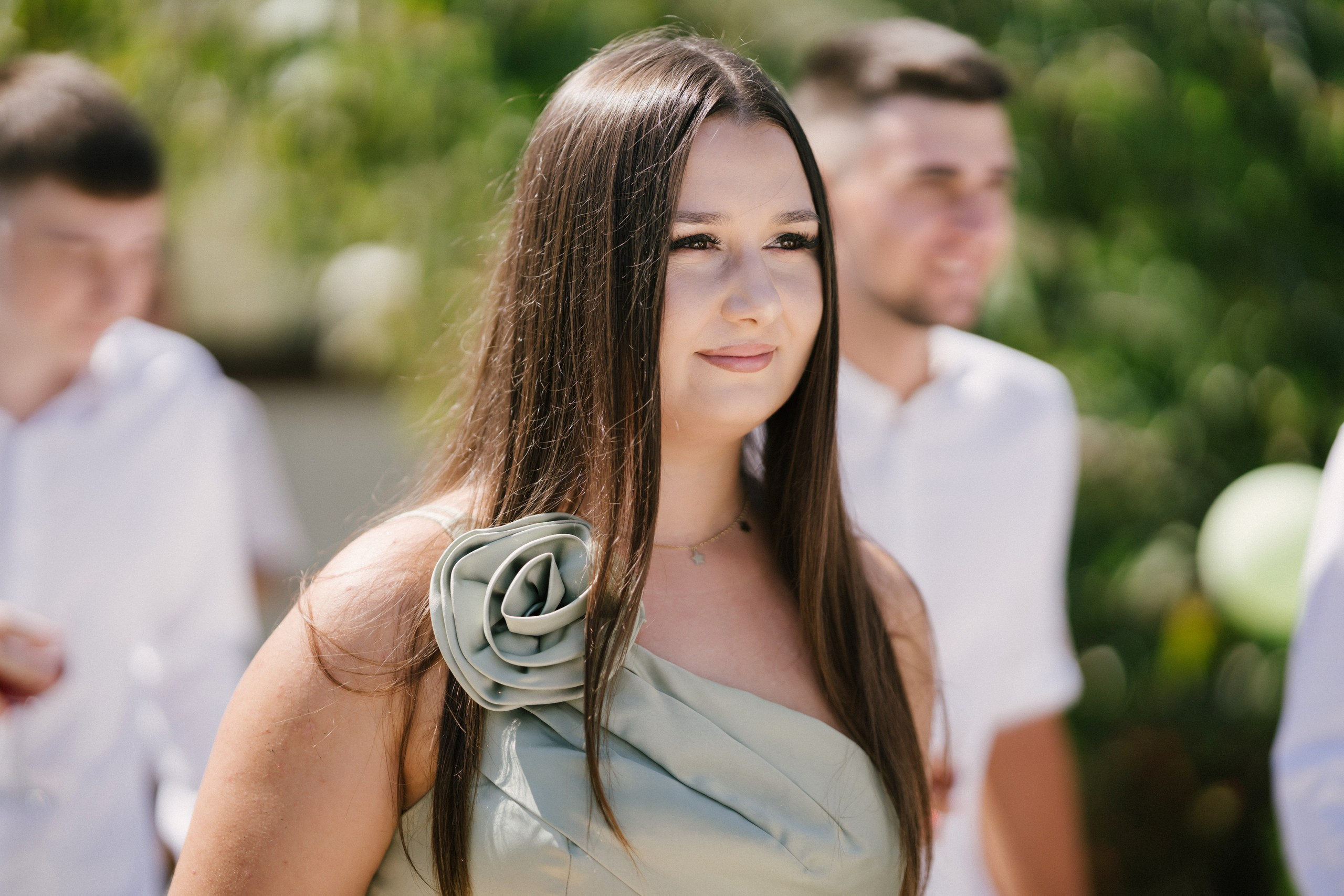 - mireasă Lavinia pregătire casa părintească Hârlău- mire Mihai pregătire Flămânzi cavalerii de onoare- fotograf nuntă Casa Jorovlea- ședință foto miri Mihai și Lavinia- nuntă elegantă Casa Jorovlea- fotografie de nuntă naturală România- domnișoare de onoare pregătire mireasă- emoții nuntă biserică- dansul mirilor Casa Jorovlea* fotograf profesionist nuntă Botoșani Iași* fotografie documentară de nuntă- familie și prieteni la nuntă- nași Mihai și Nicoleta nuntă- portret mireasă în lumină naturală- petrecere nuntă Casa Jorovlea- Nuntă Mihai și Lavinia – momente emoționante din ziua nunții, pregătirile mirilor în Hârlău și Flămânzi, ceremonia religioasă și ședința foto realizată de  AlinoFotoStudio -  Mireasa Lavinia în timpul pregătirilor la Hârlău-  Mihai pregătit de cavalerii de onoare în Flămânzi - Ceremonia religioasă a mirilor Mihai și Lavinia-Ședință foto romantică de nuntă Mihai și Lavinia - Dansul mirilor la petrecerea de nuntă -  fotograf nuntă Iași-  fotograf nuntă Botoșani- wedding photography Romania- AlinoFotoStudio - AlinoFotoStudio - Alin Chirilă fotograf - fotograf Botoșani - fotograf Iași - fotograf Hârlău - fotograf Bacău - fotograf Suceava - fotograf București - fotograf Neamț - servicii foto video - fotograf evenimente - fotograf nuntă - fotograf botez - wedding photographer Romania - ședință foto nuntă - fotografie de eveniment - wedding photography - fotografie profesională - fotograf profesionist România- povestitor prin fotografie, servicii foto - video -profesionale