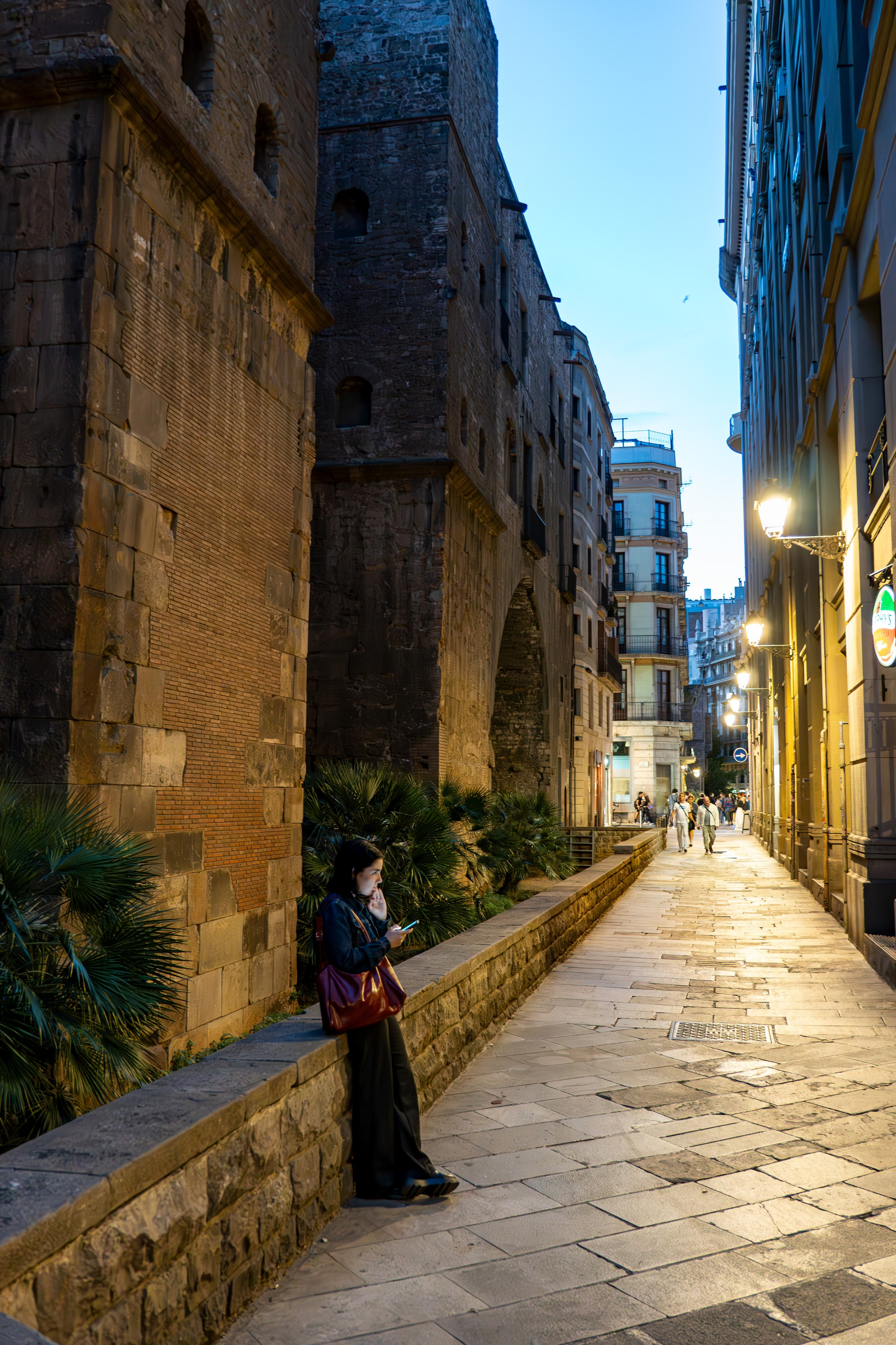 Throwback #5 / Streets of Barcelona (October 2023). URBANSTREETFILES.ART