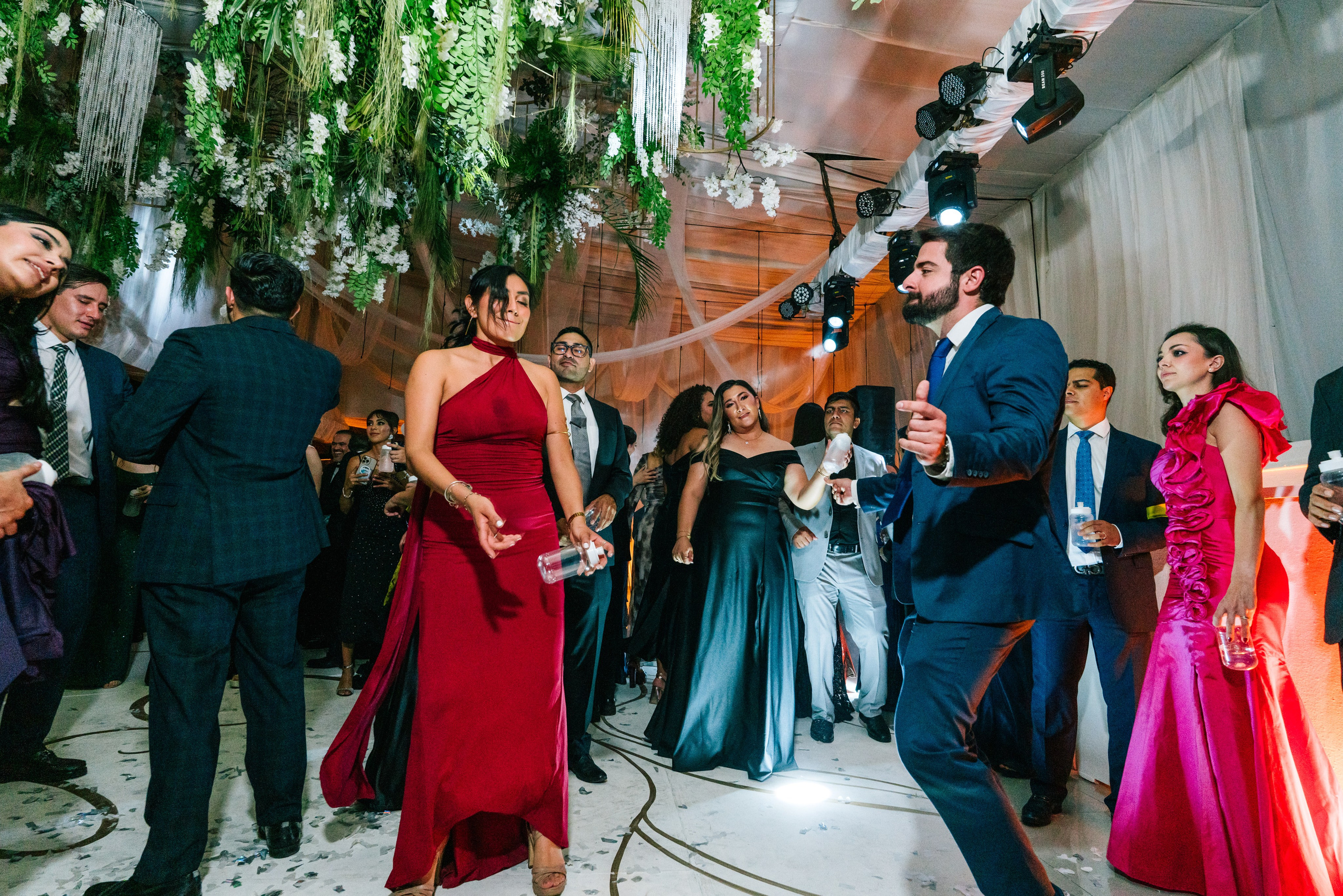 Evelin & Rodrigo. Elopement & Lifestyle Wedding Photographer