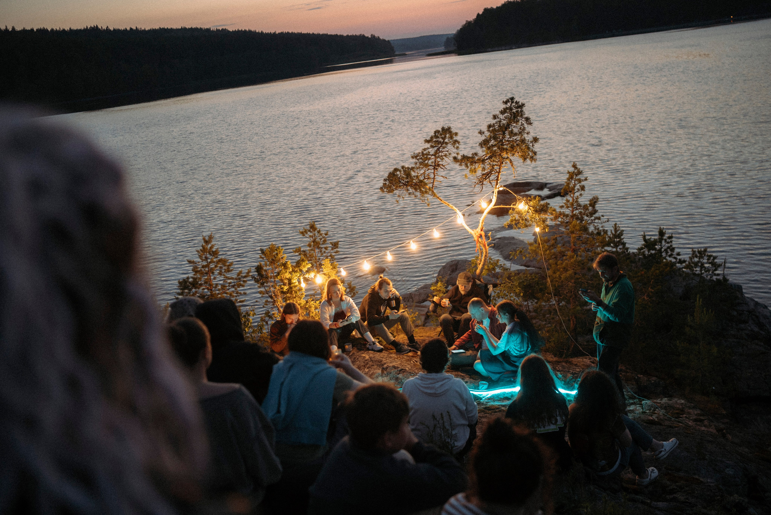 2025. Стрит-фотография, полная абсурда, идиотизма и красоты