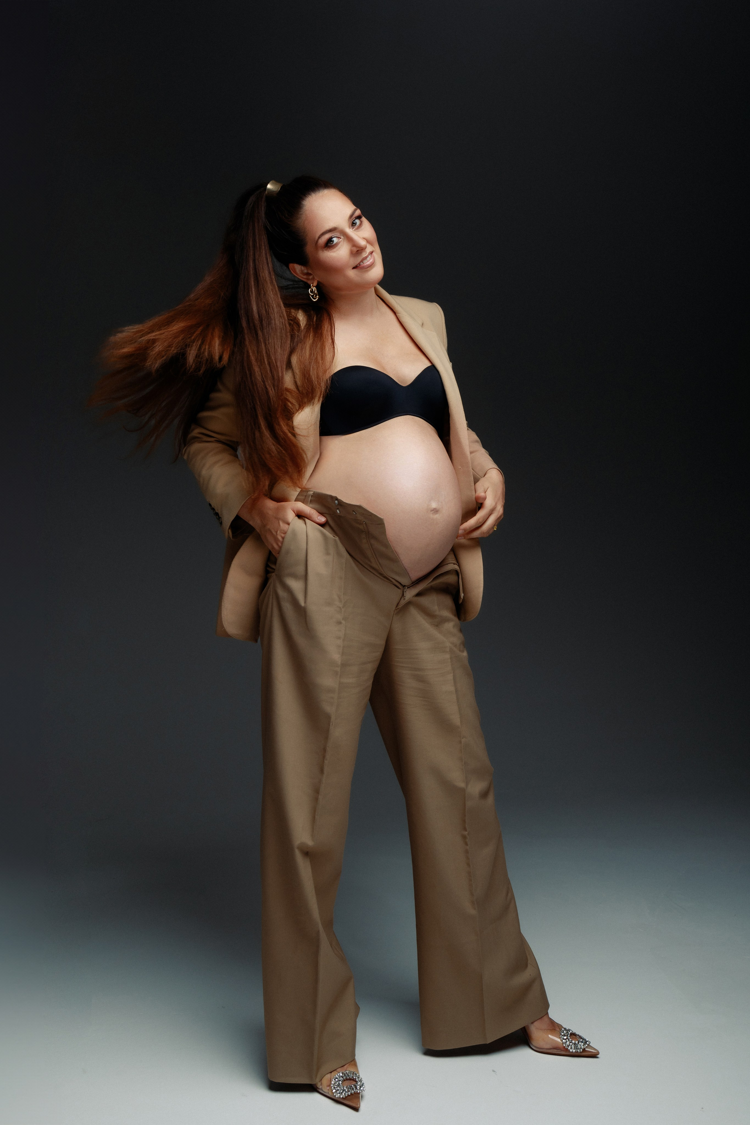 Pregnancy shooting. Elena Gorobets. Photographer in Zagreb