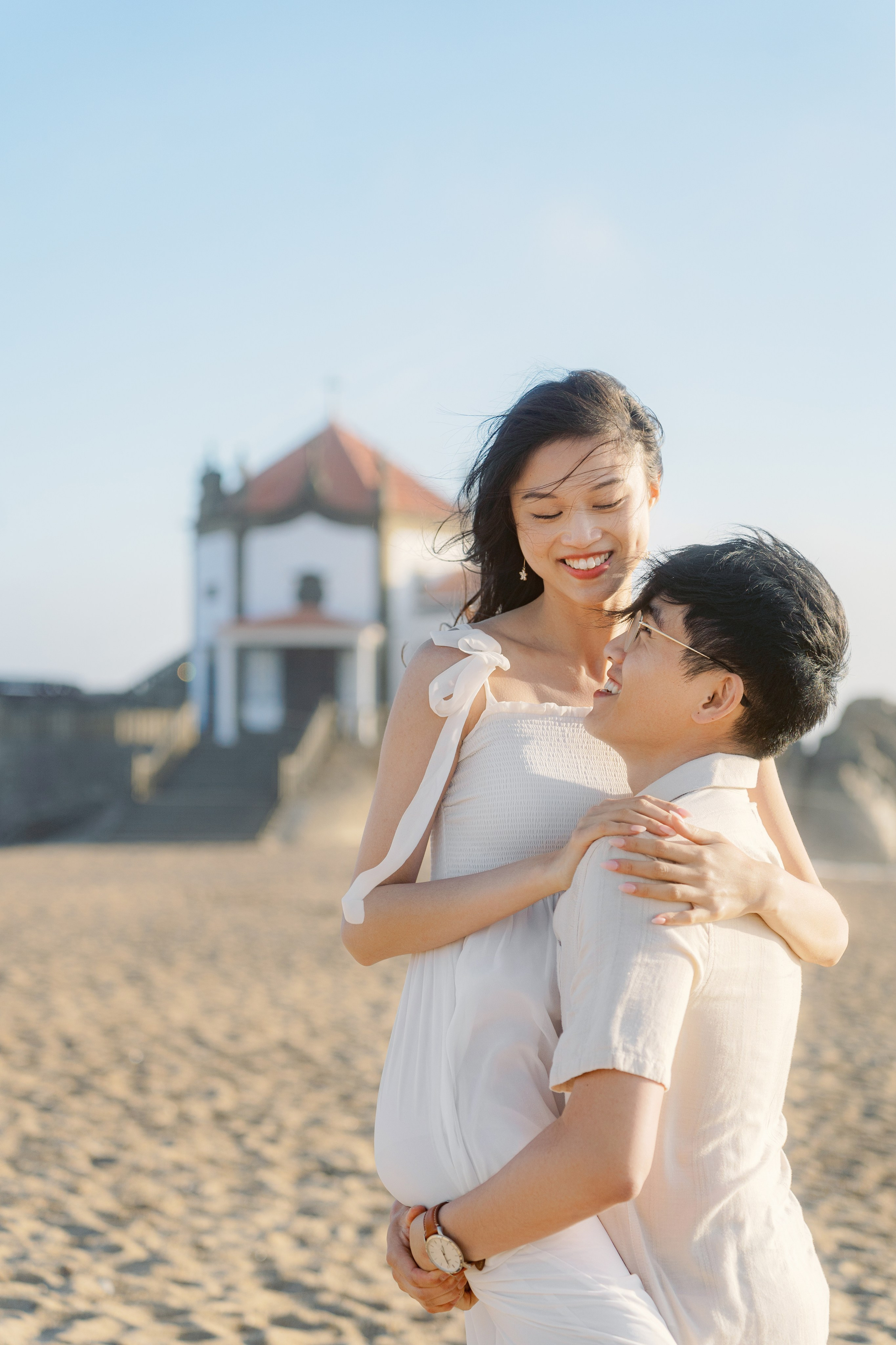 PROPOSAL NEAR CAPELA DO SENHOR DA PEDRA. Photo and video shoots, photo tours in Portugal — WePortugal