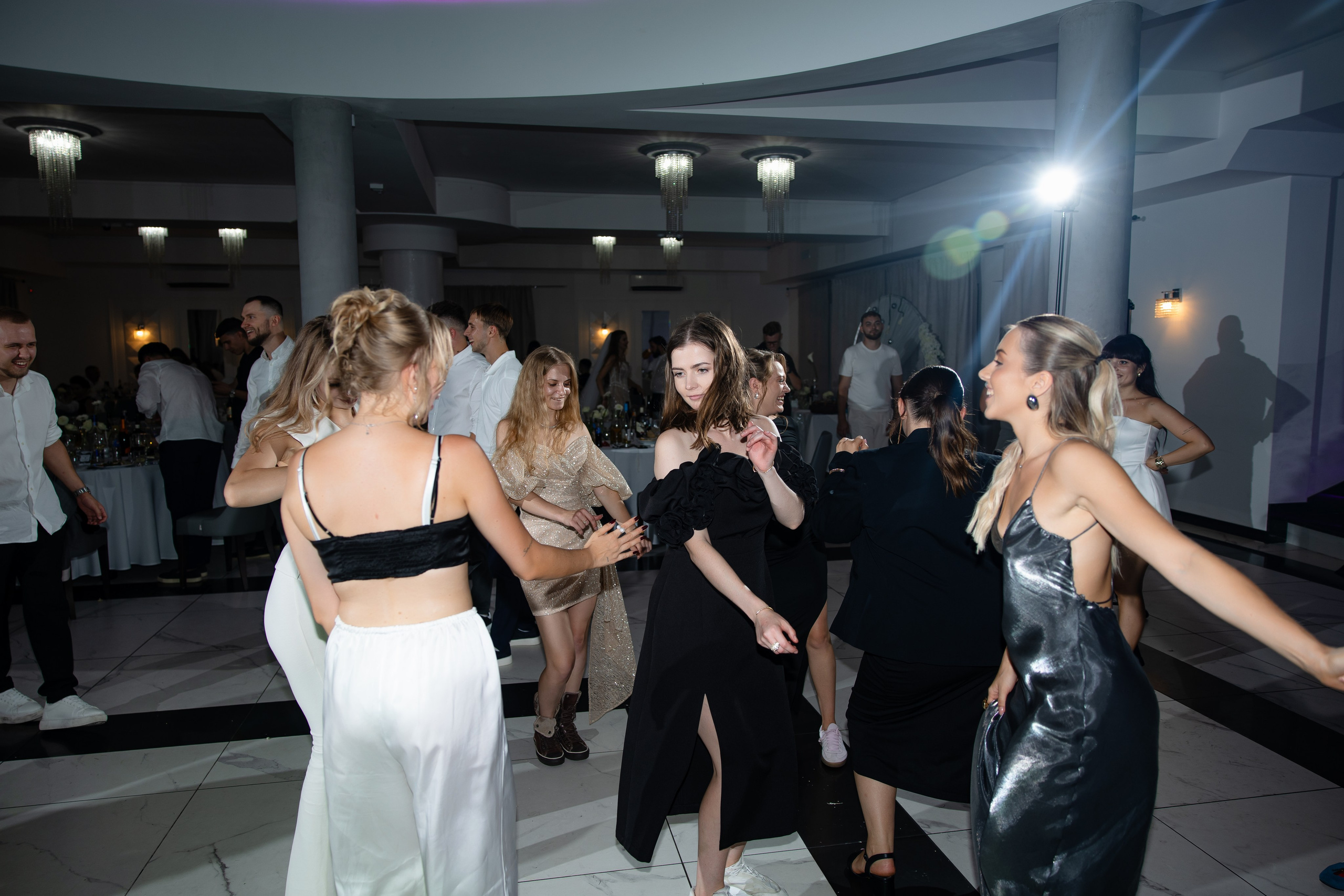 Артур + Анастасія. Весільний, сімейний фотограф Варшава