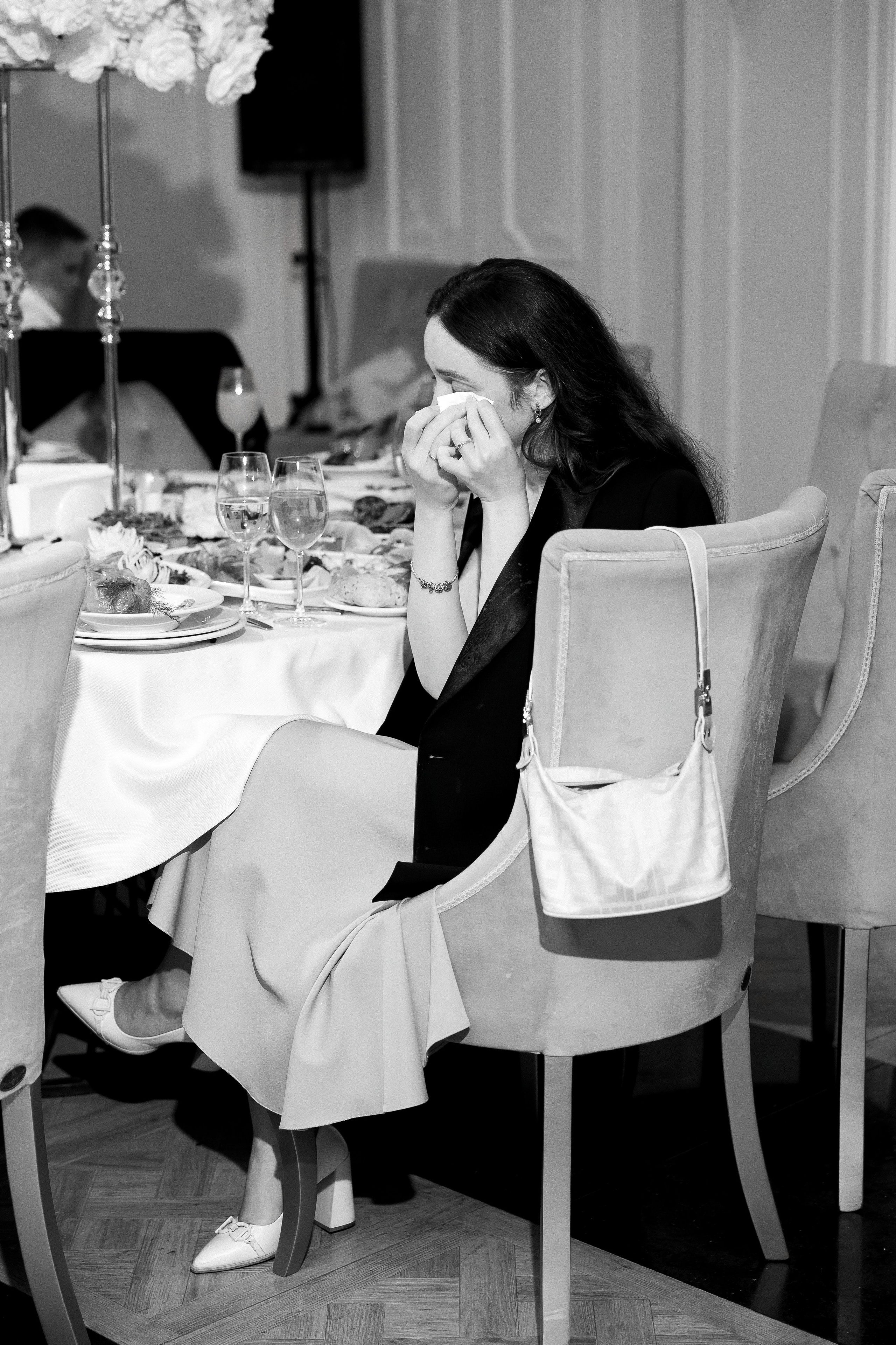 Eugen & Livia — Grand Elysee — Wedding Day. Servicii Foto și Video 067188353