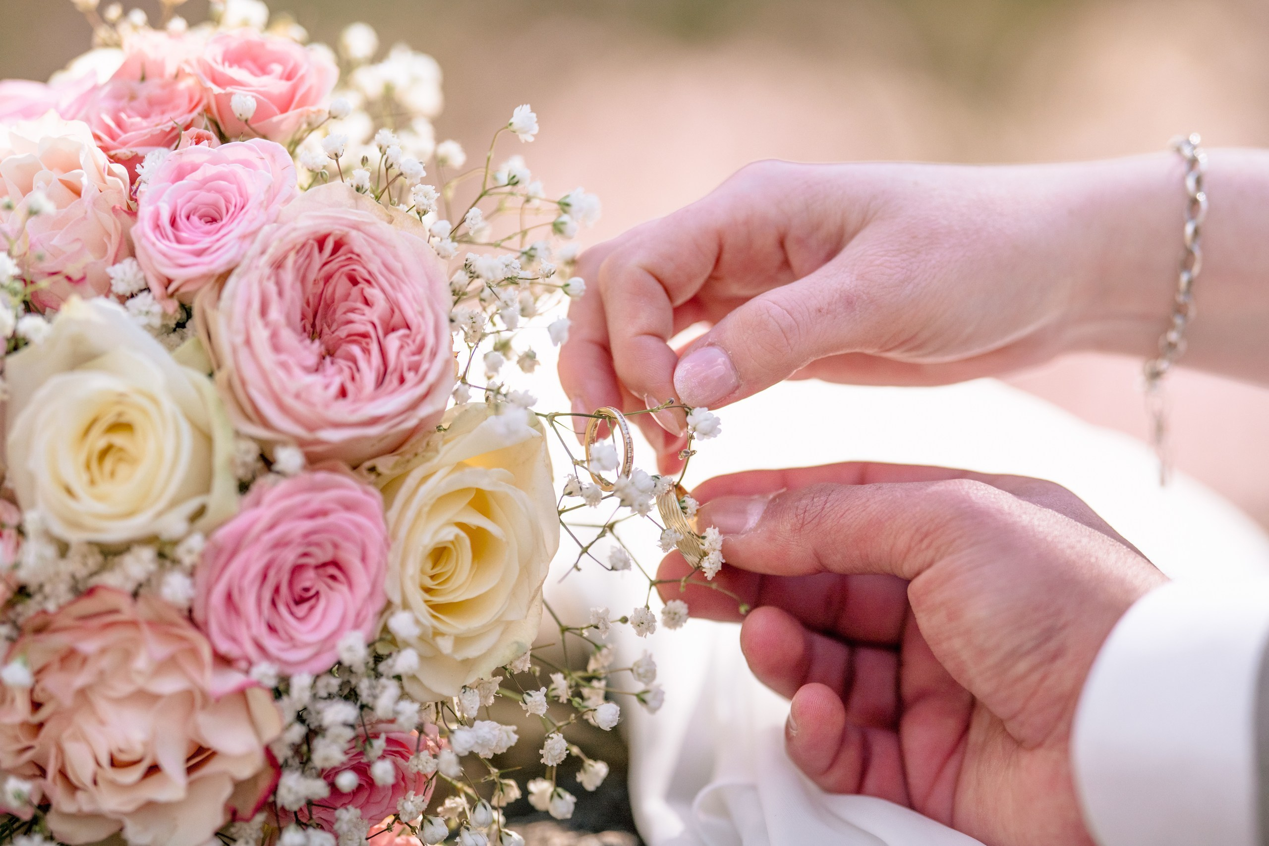 Hochzeitsfotograf Würzburg – Standesamt & Alte Mainbrücke Hochzeit. Hochzeitsfotografin Würzburg & Unterfranken | Anna Saribekyan