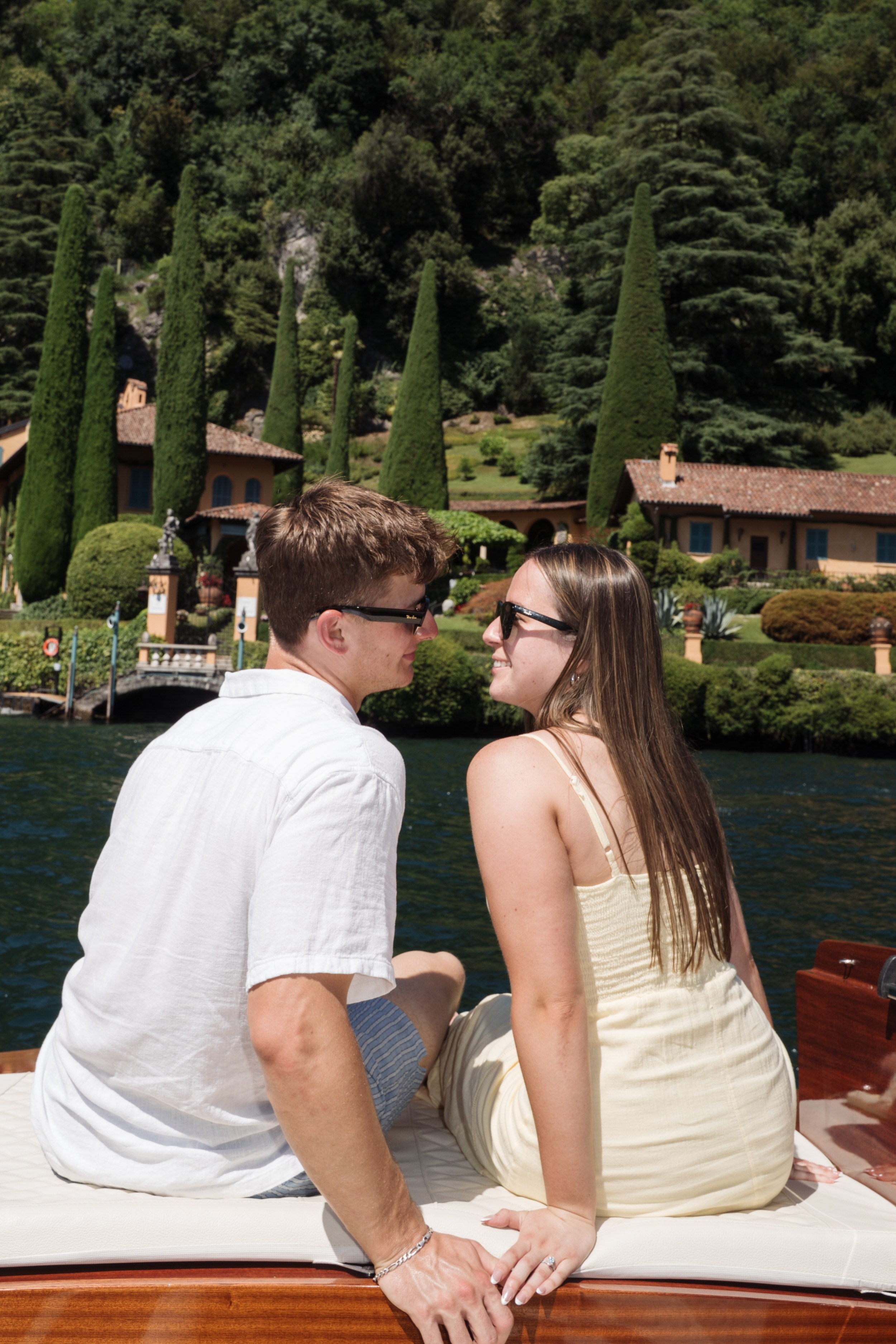 Boat Proposal in Lake Como. Lake Como Proposal Photographer | Surprise Proposals & Engagements