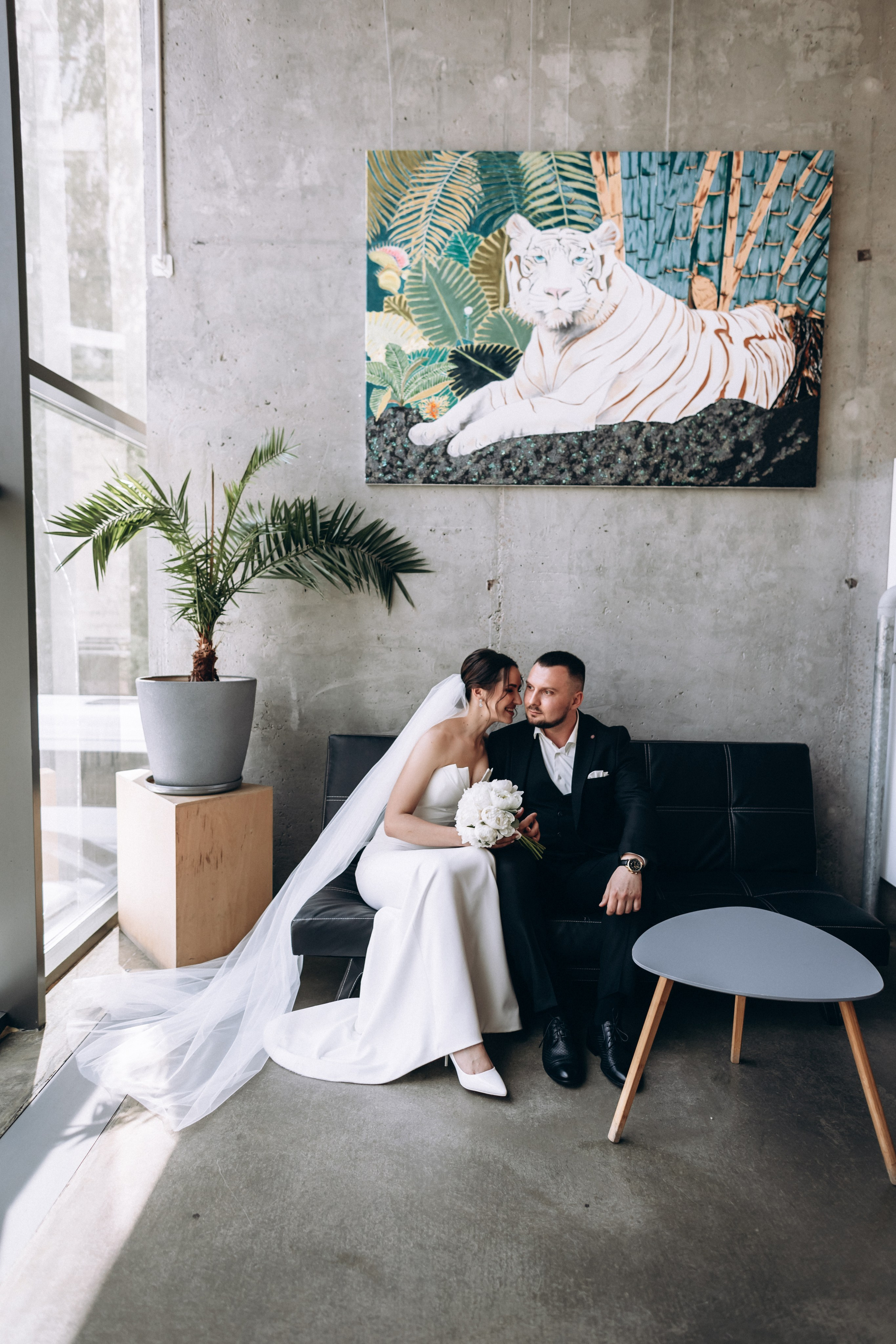 White Wedding. Wedding and Family Photograph