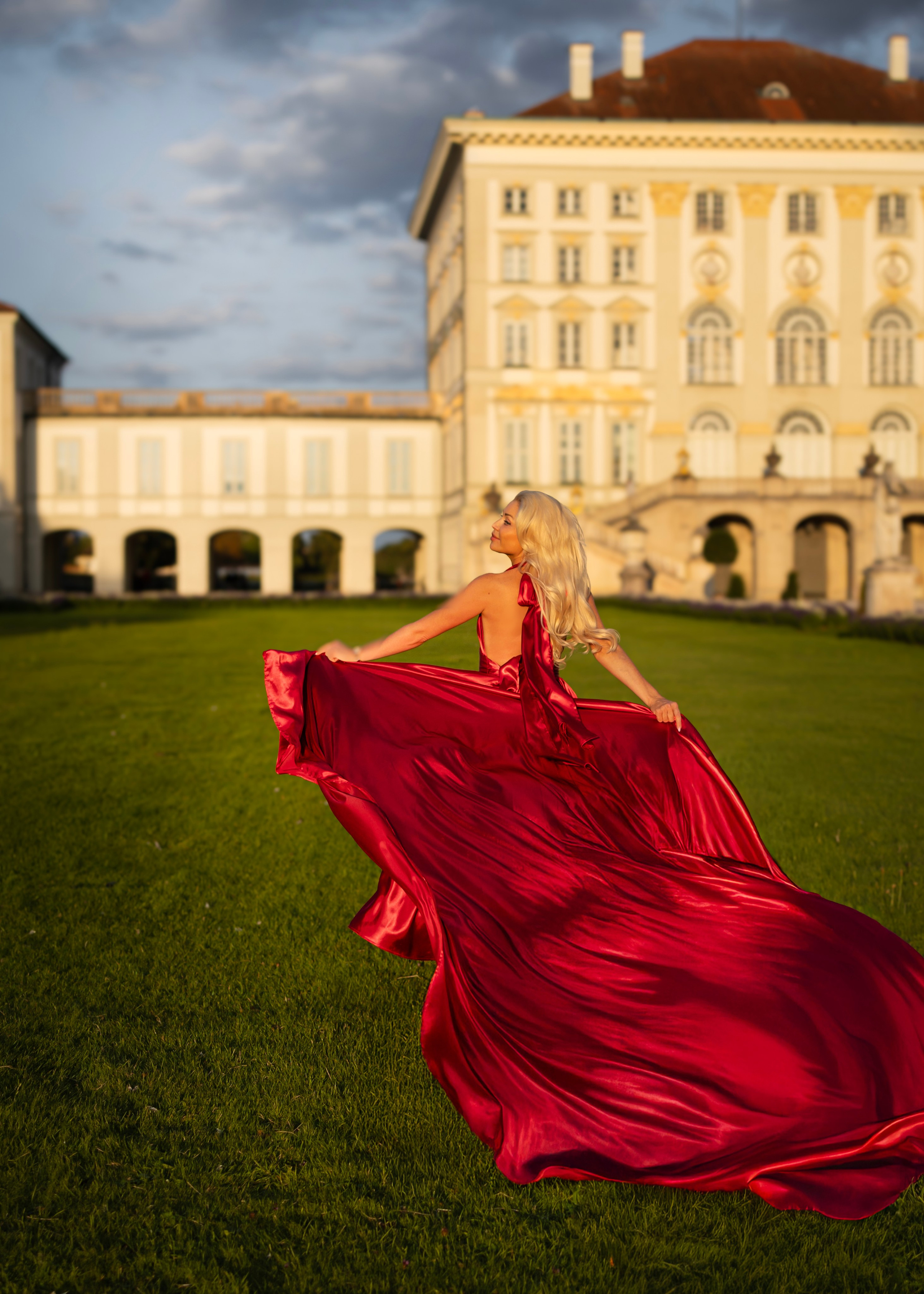 Long dresses shooting. Photographer in Munich