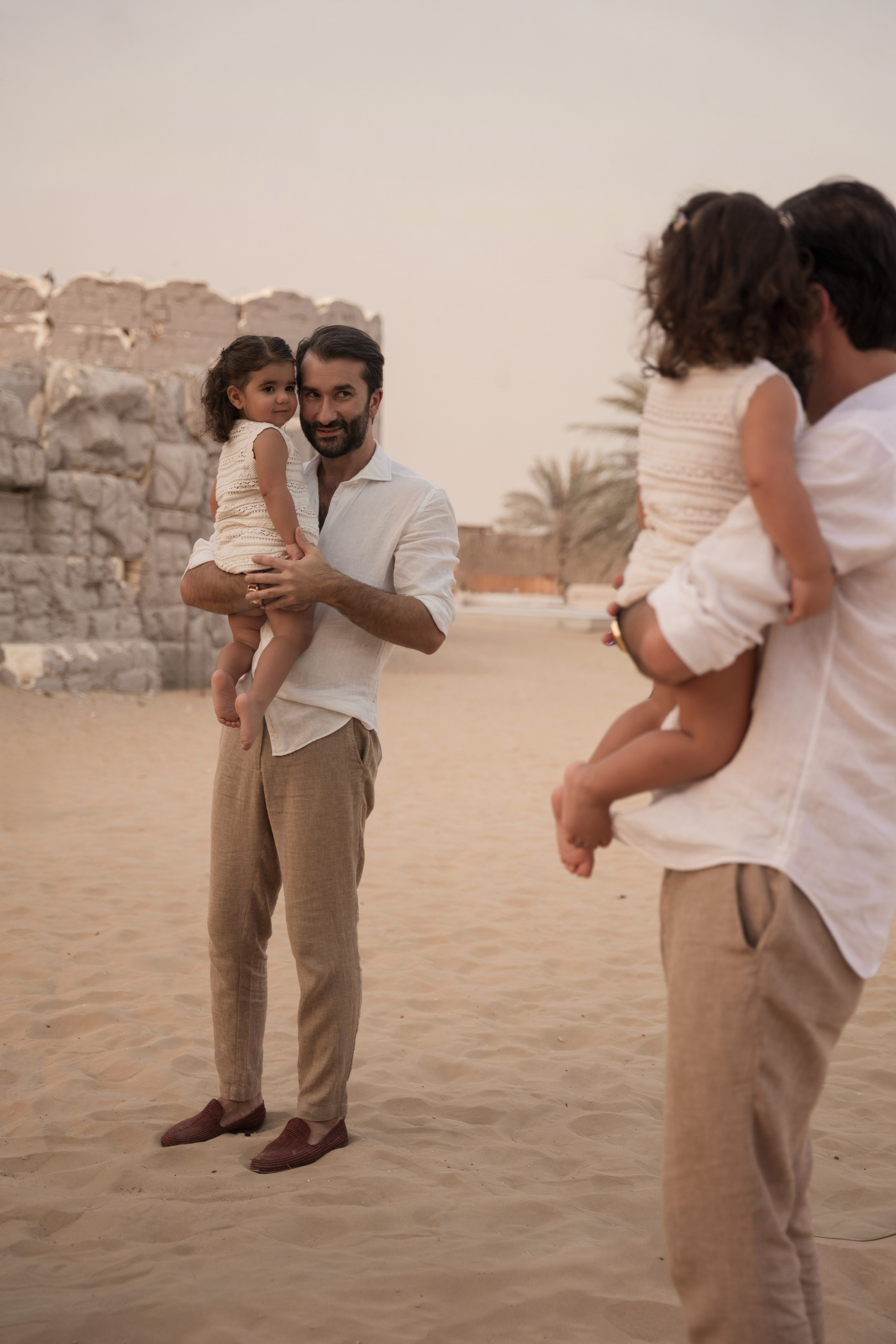 Sun, sand & family. Angela Iakovleva — Family Photographer in Dubai