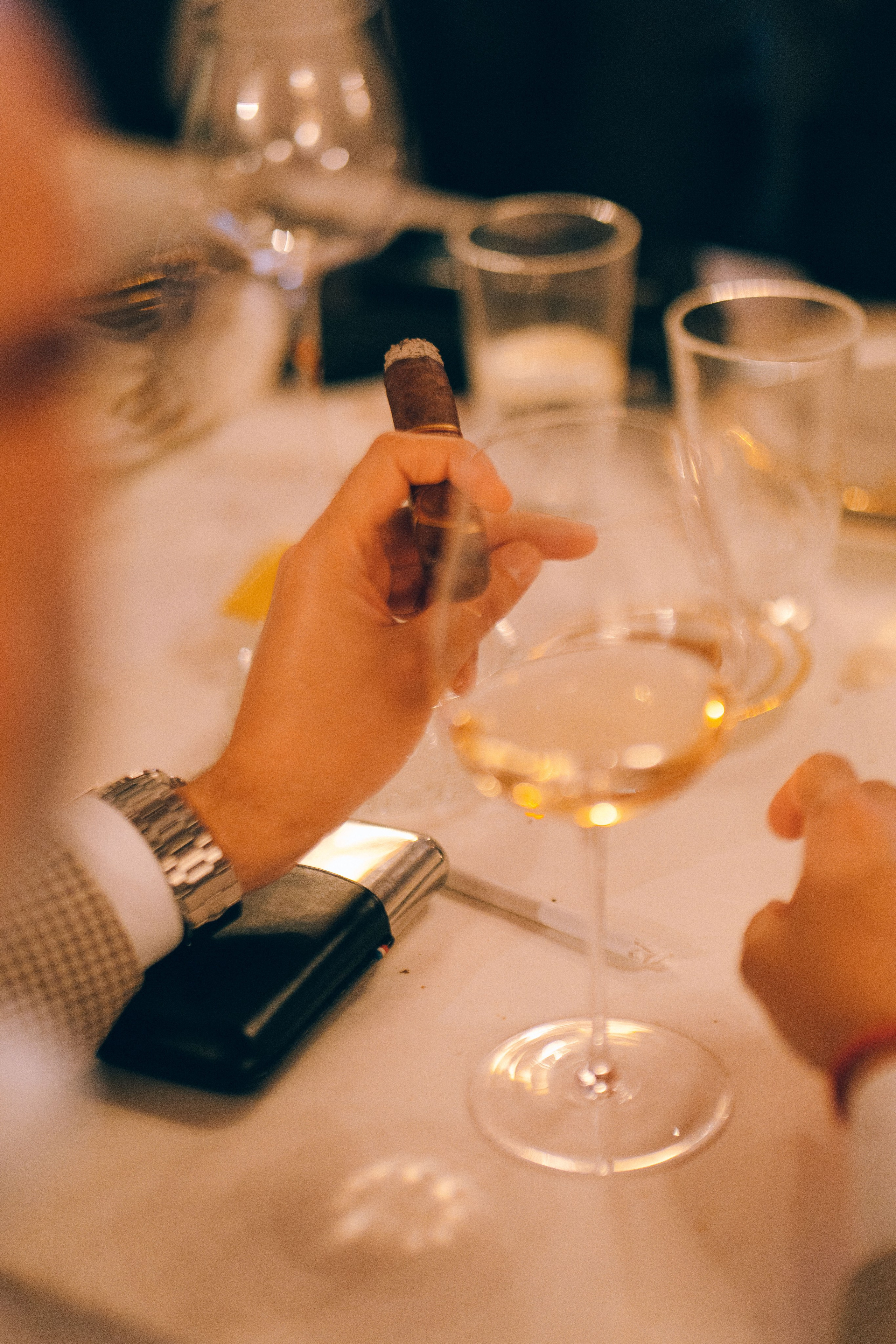 CIGAR CLUB. Wedding&Event photographer Ismail Rzayev in Baku