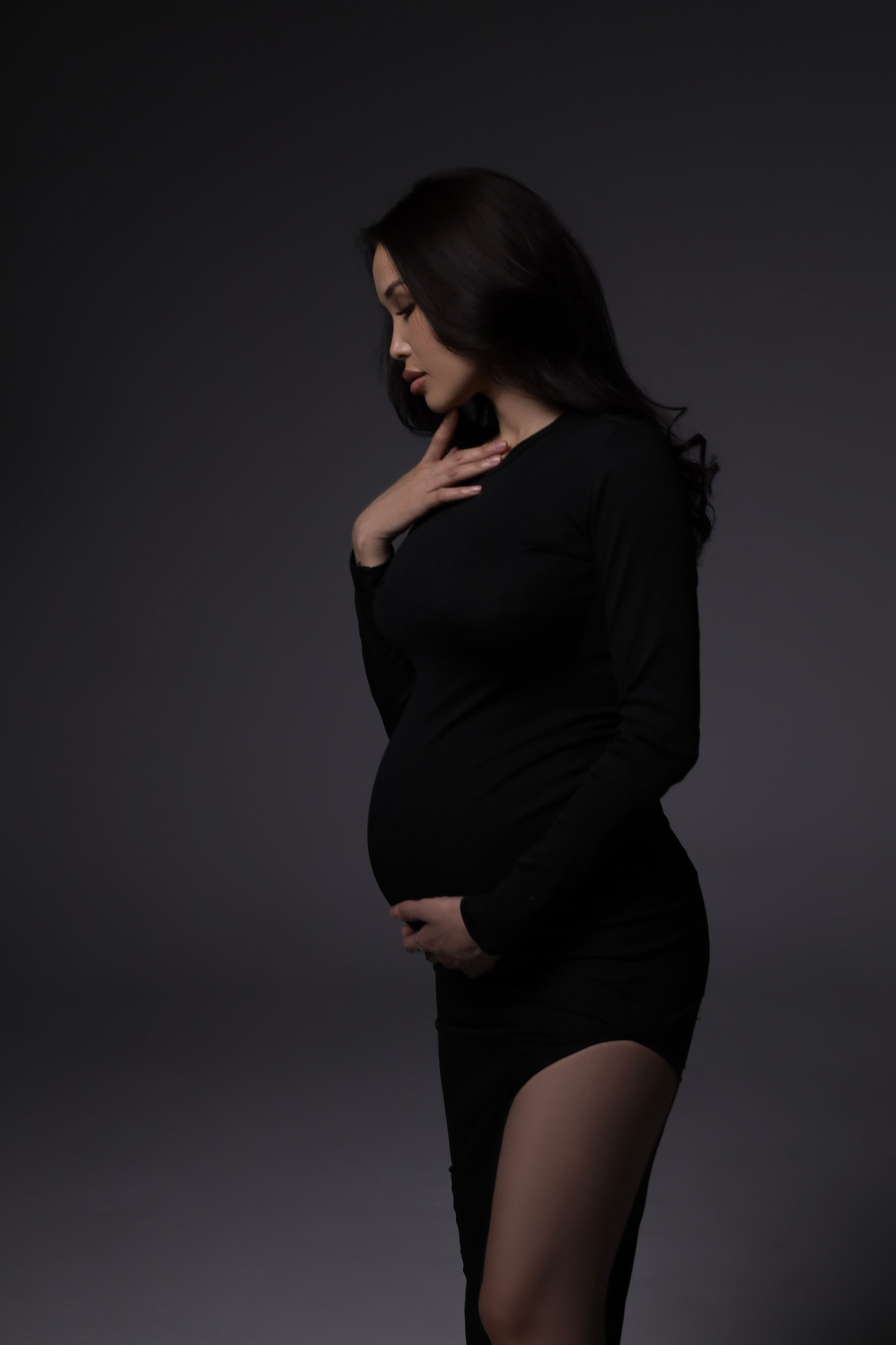 черное базовое платье с размером,длина миди,размер S