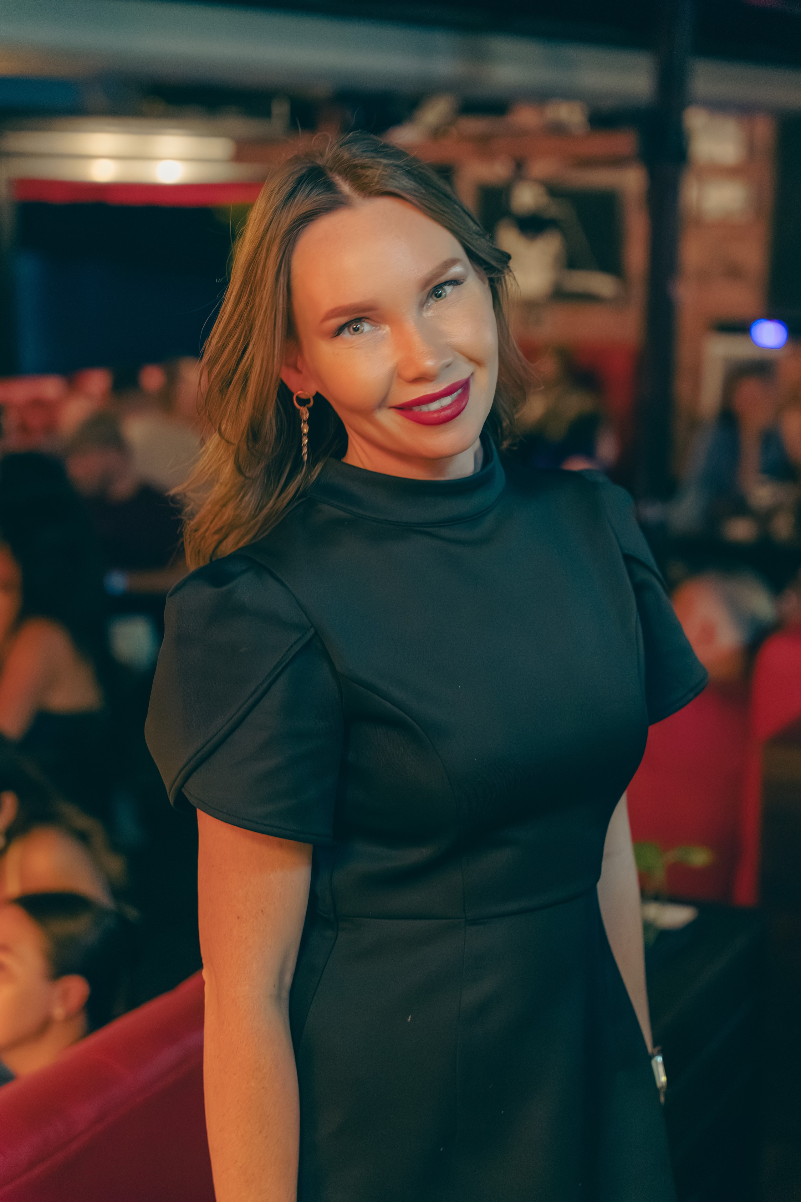 My Friends Pub. UNRATED PHOTO