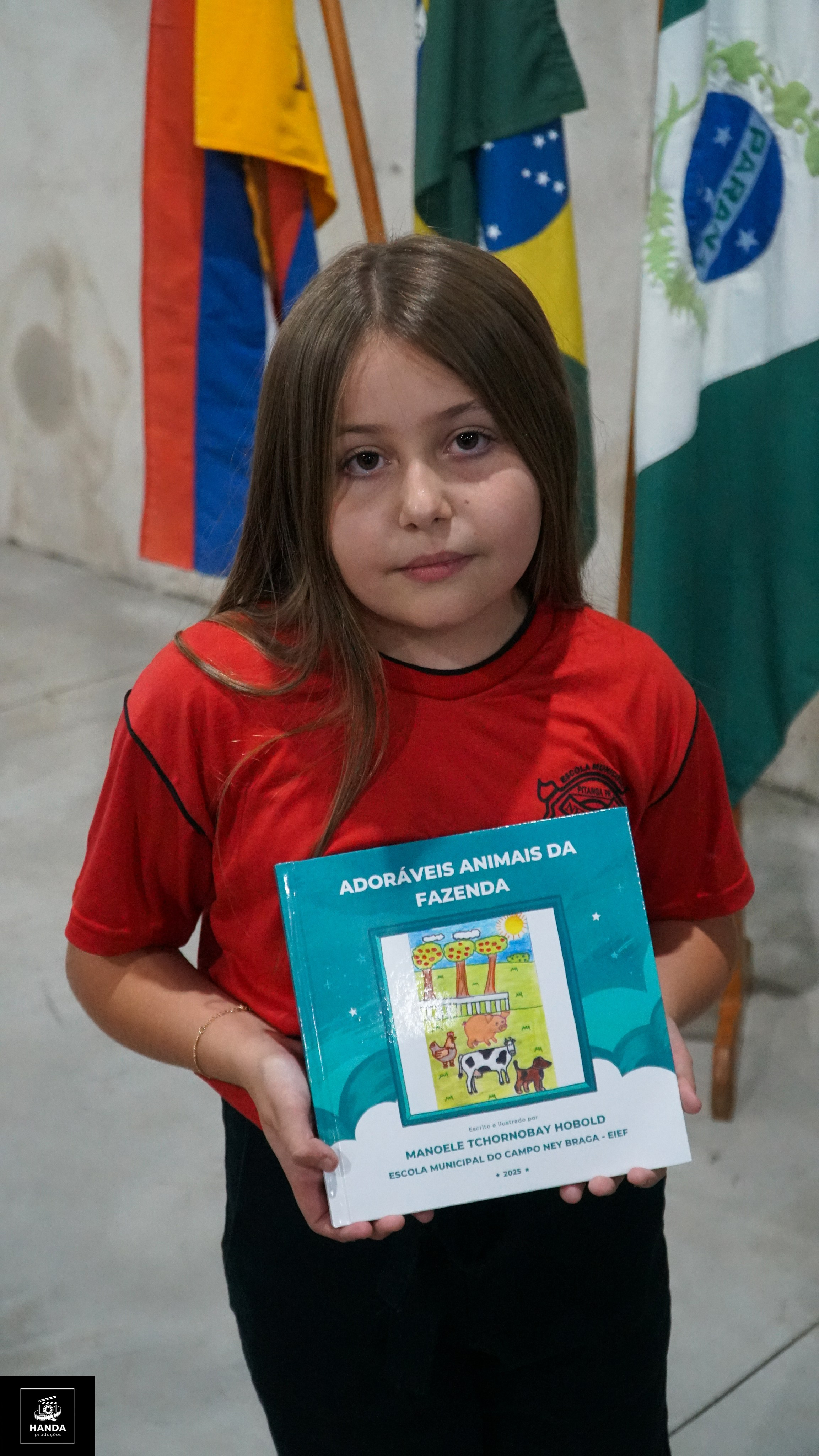 Noite autógrafos colégio Aurélio Buarque de Holanda. Handa Produções