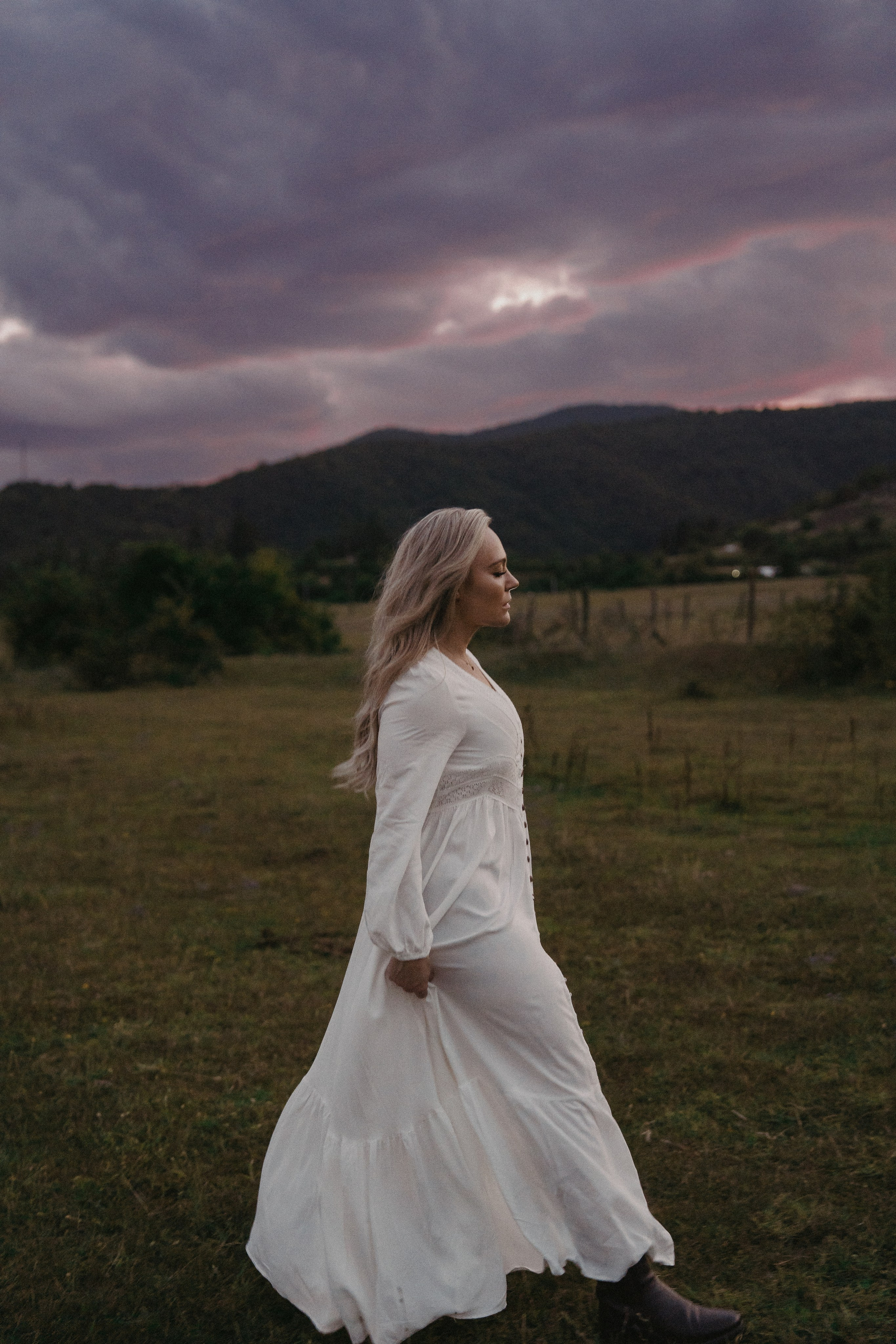 Pink sunset. Photographer and travel-blogger Aleksandra Gritsenko