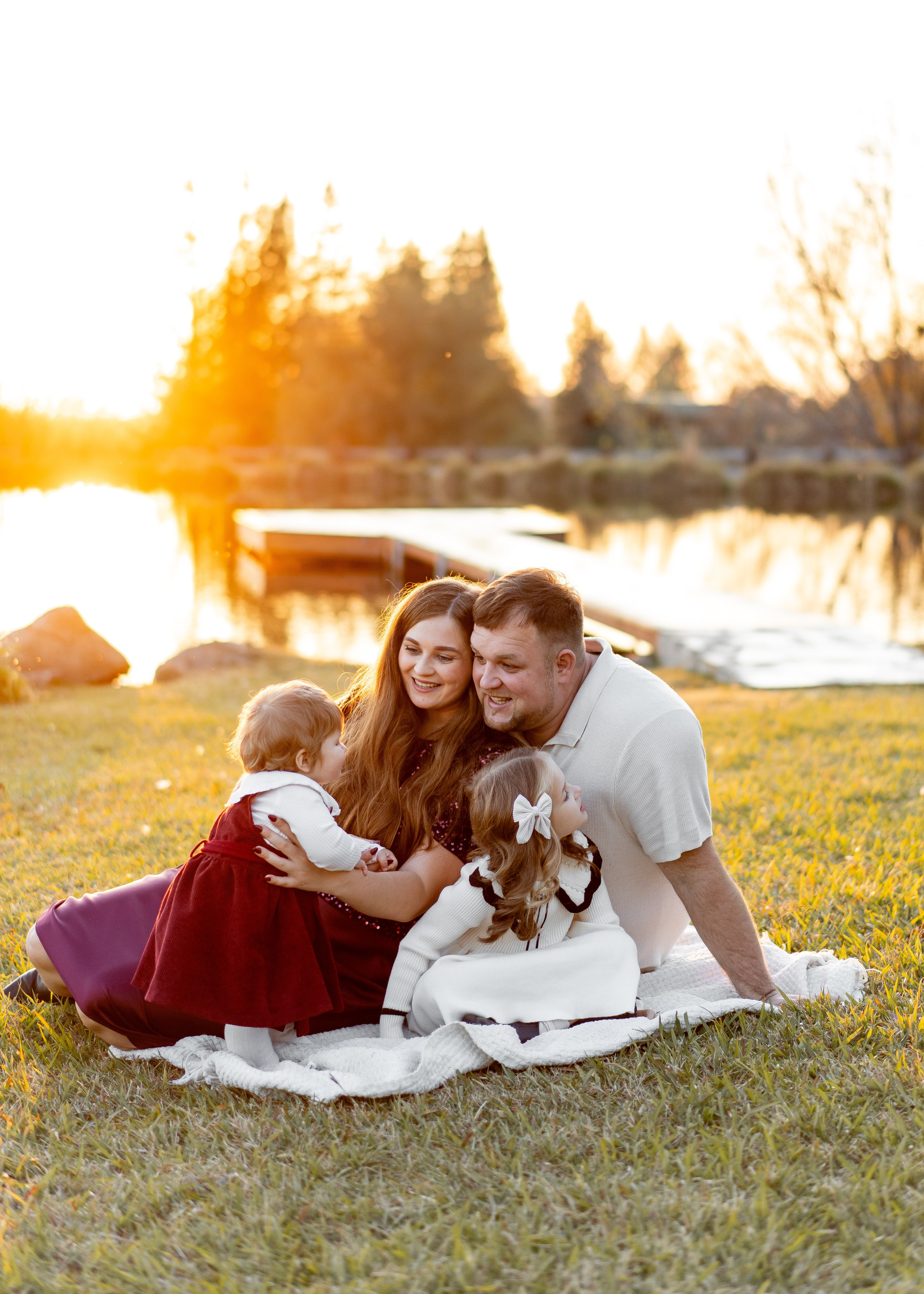 Klyushin family. Family photographer in Sacramento | Sofia Pavenko