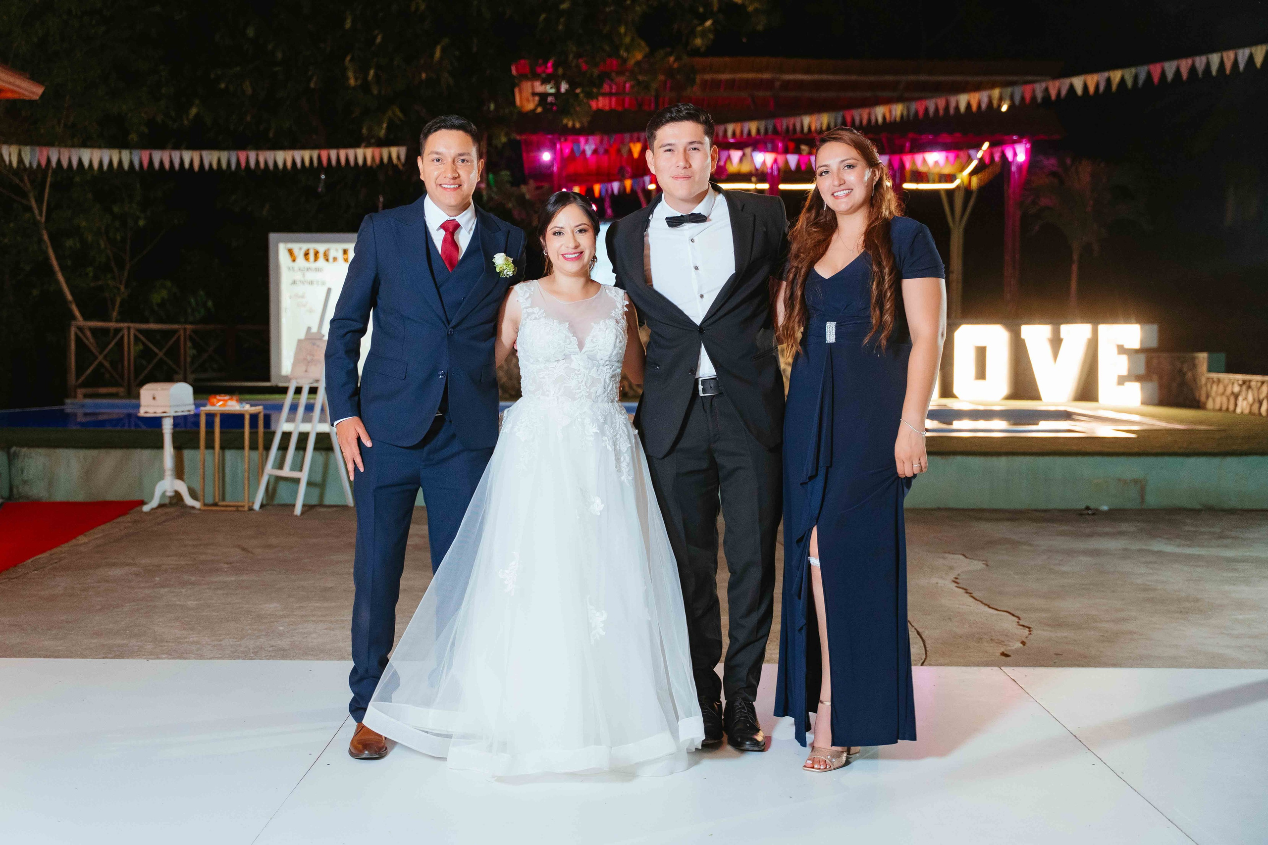 Jennifer y Vladimir. Fotógrafo de bodas en Loja Ecuador | Piero Alvarez PH