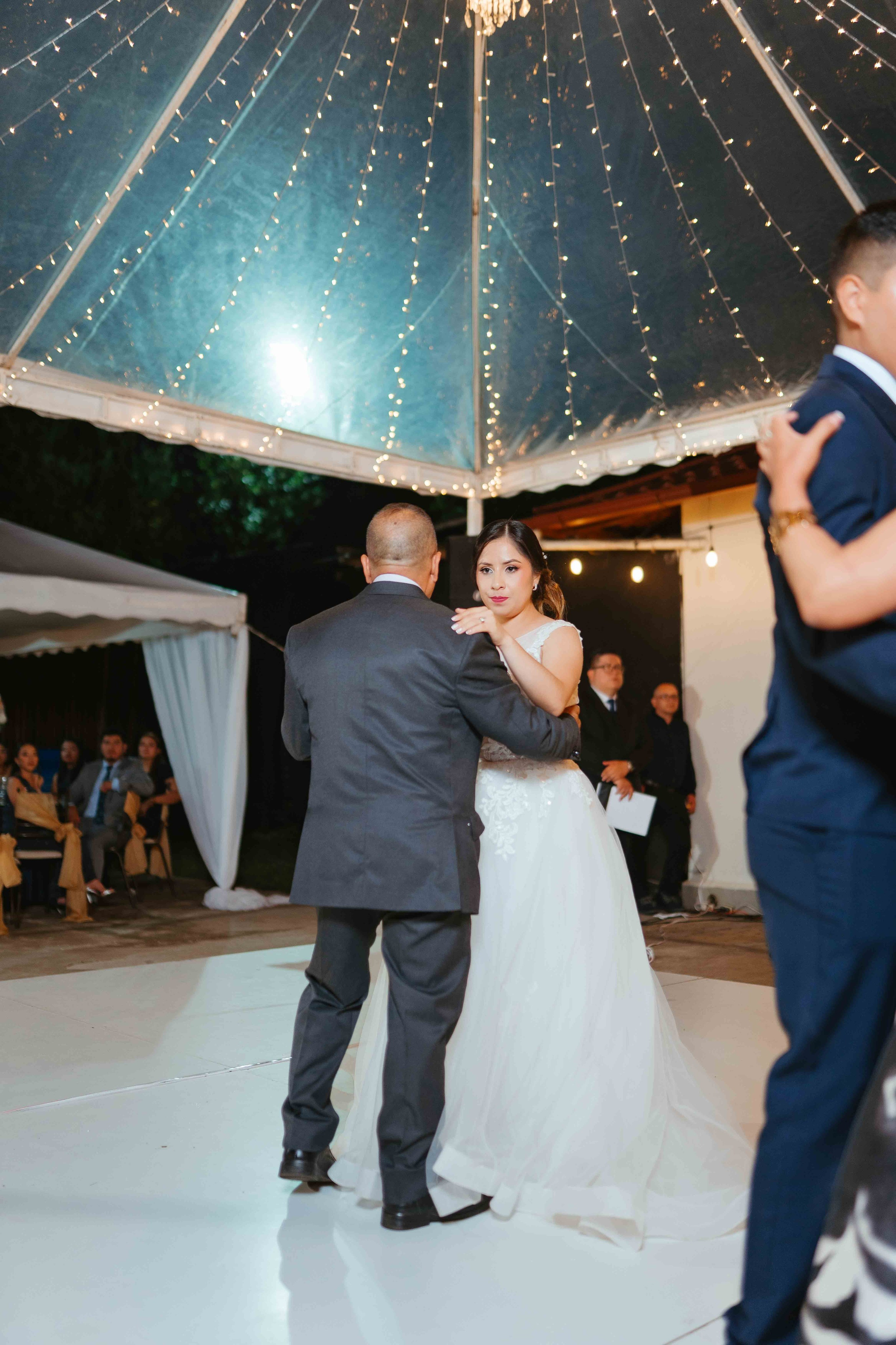 Jennifer y Vladimir. Fotógrafo de bodas en Loja Ecuador | Piero Alvarez PH