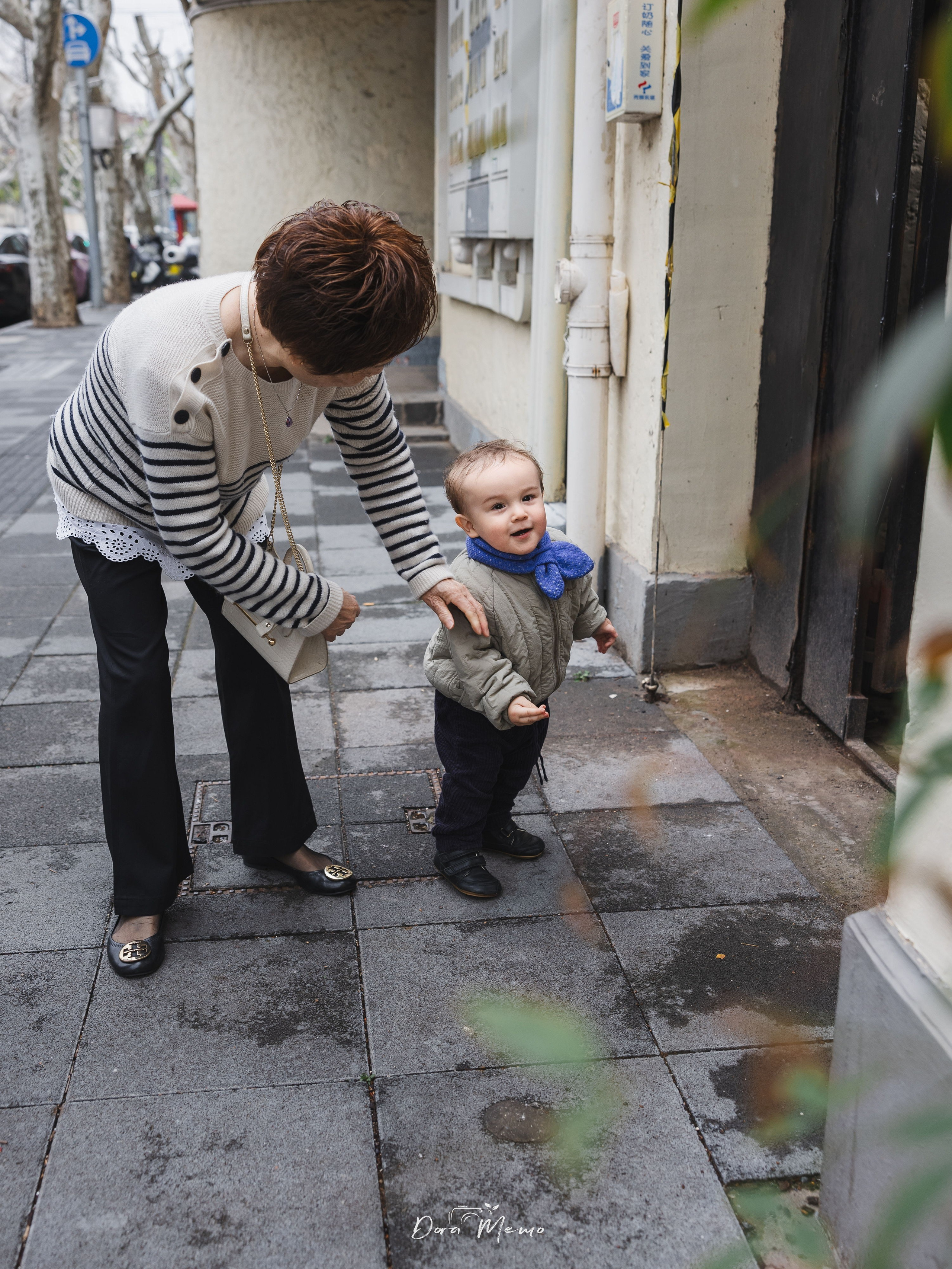 Family photography of elders and children. Shanghai Family Photographer Dora