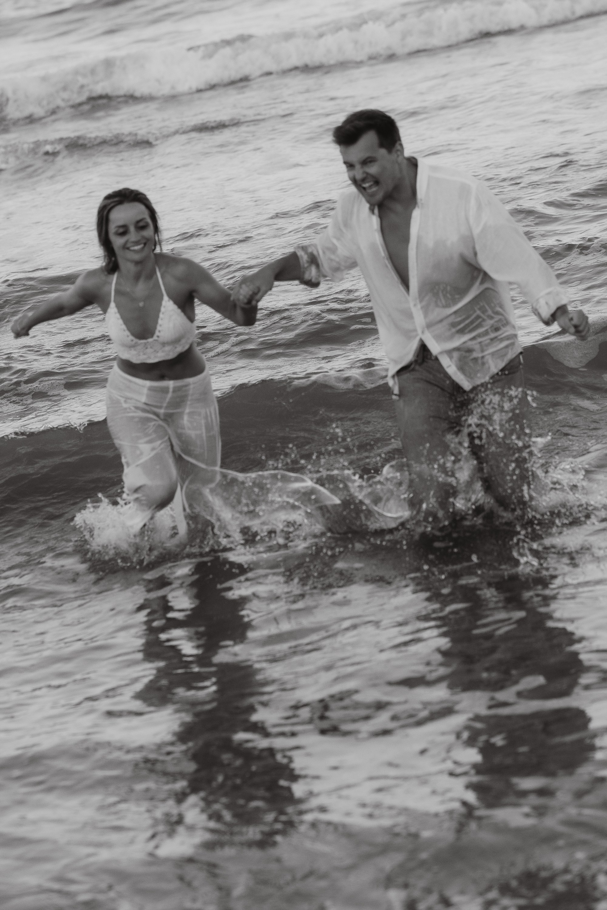 Love Story at Sunset in Torrevieja and Alicante | Romantic Photoshoot by Andrey Lukovnikov