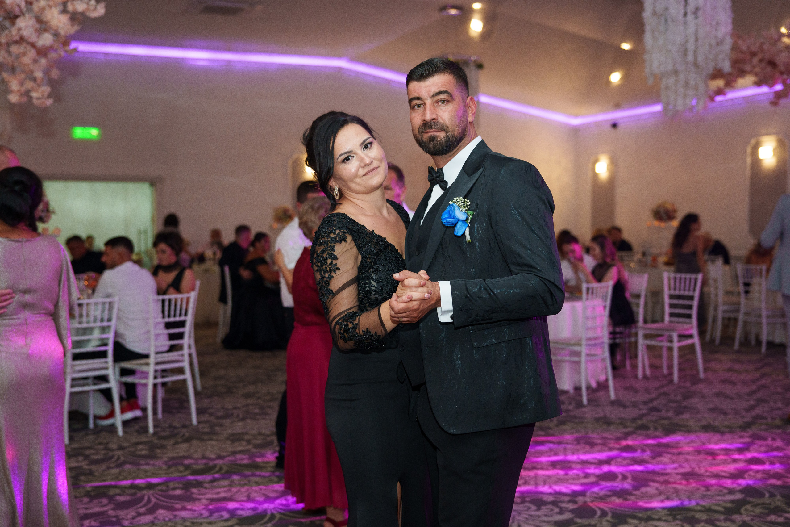 Bella & Adi. Foto Studio — Fotograf de evenimente, nunti, botezuri, portrete