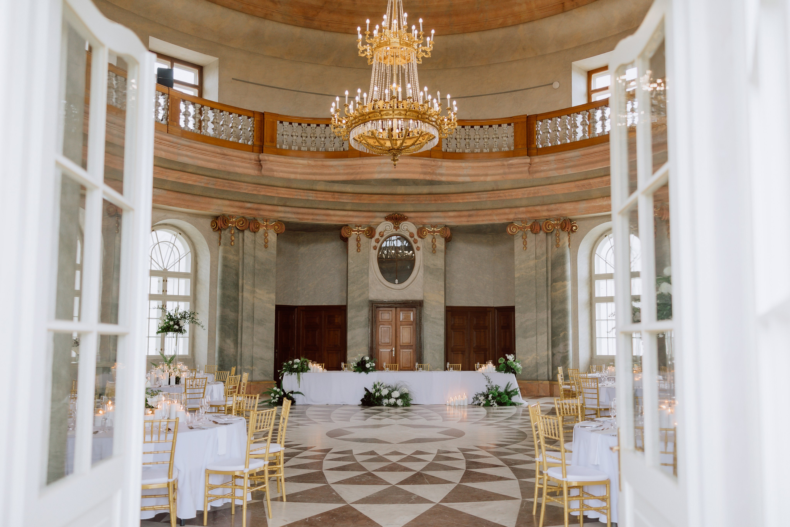 Wedding at Chateau Karlova Koruna