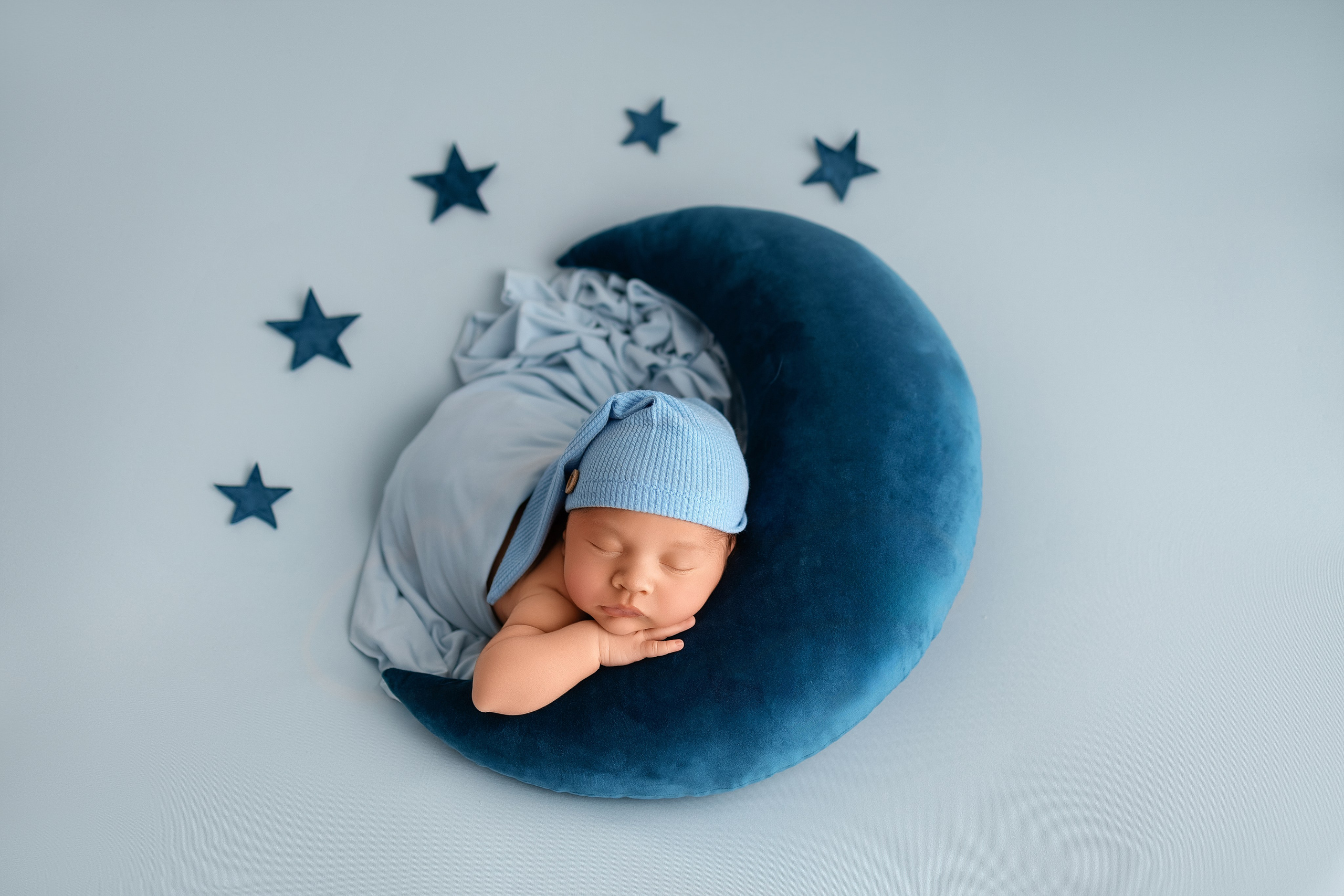 Neugeborene. Neugeborene- Schwangerschaft- und Kinder Fotografin in Lehre