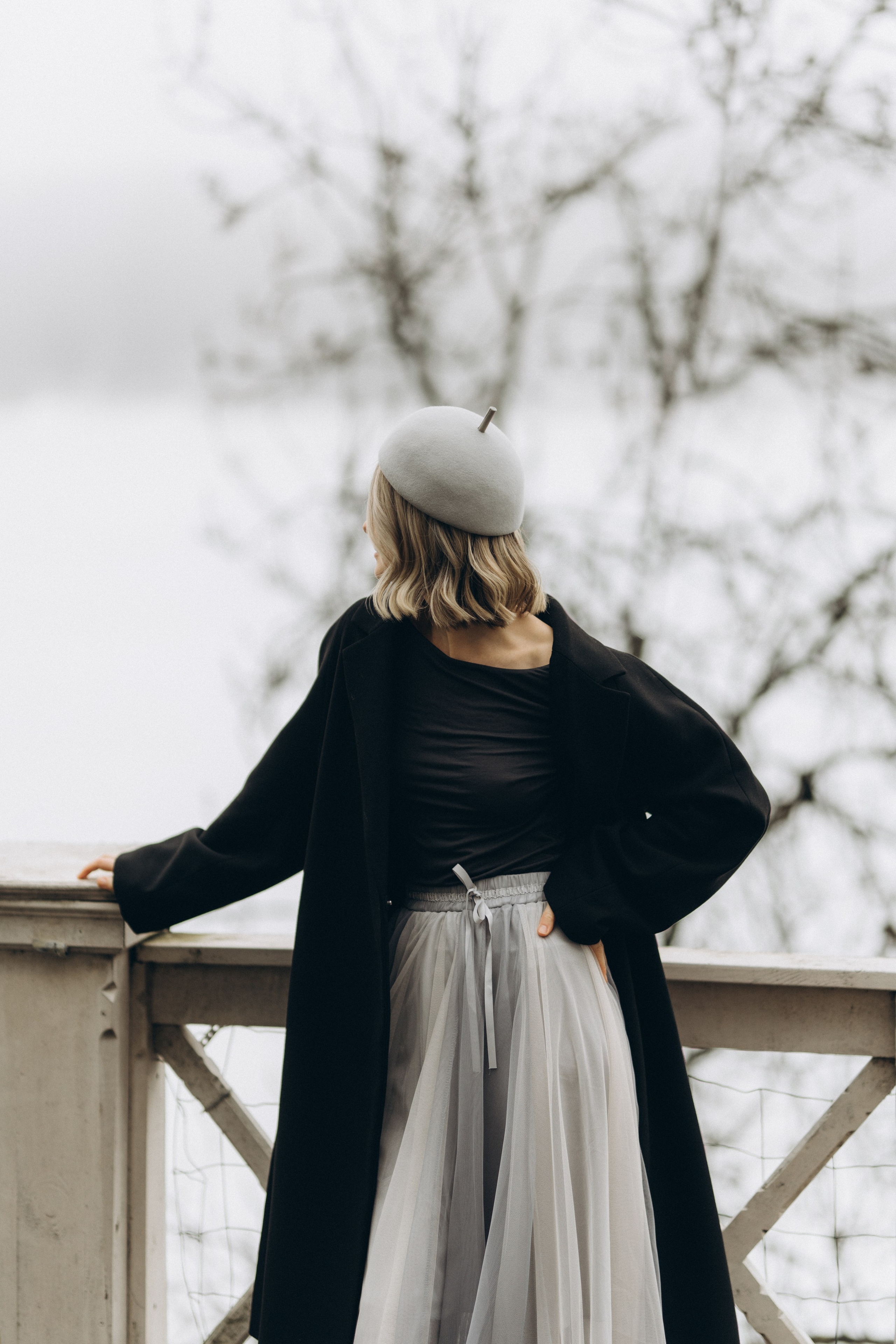 Woman phoshoot. Wedding and potrait photographer in Helsinki Vickan O