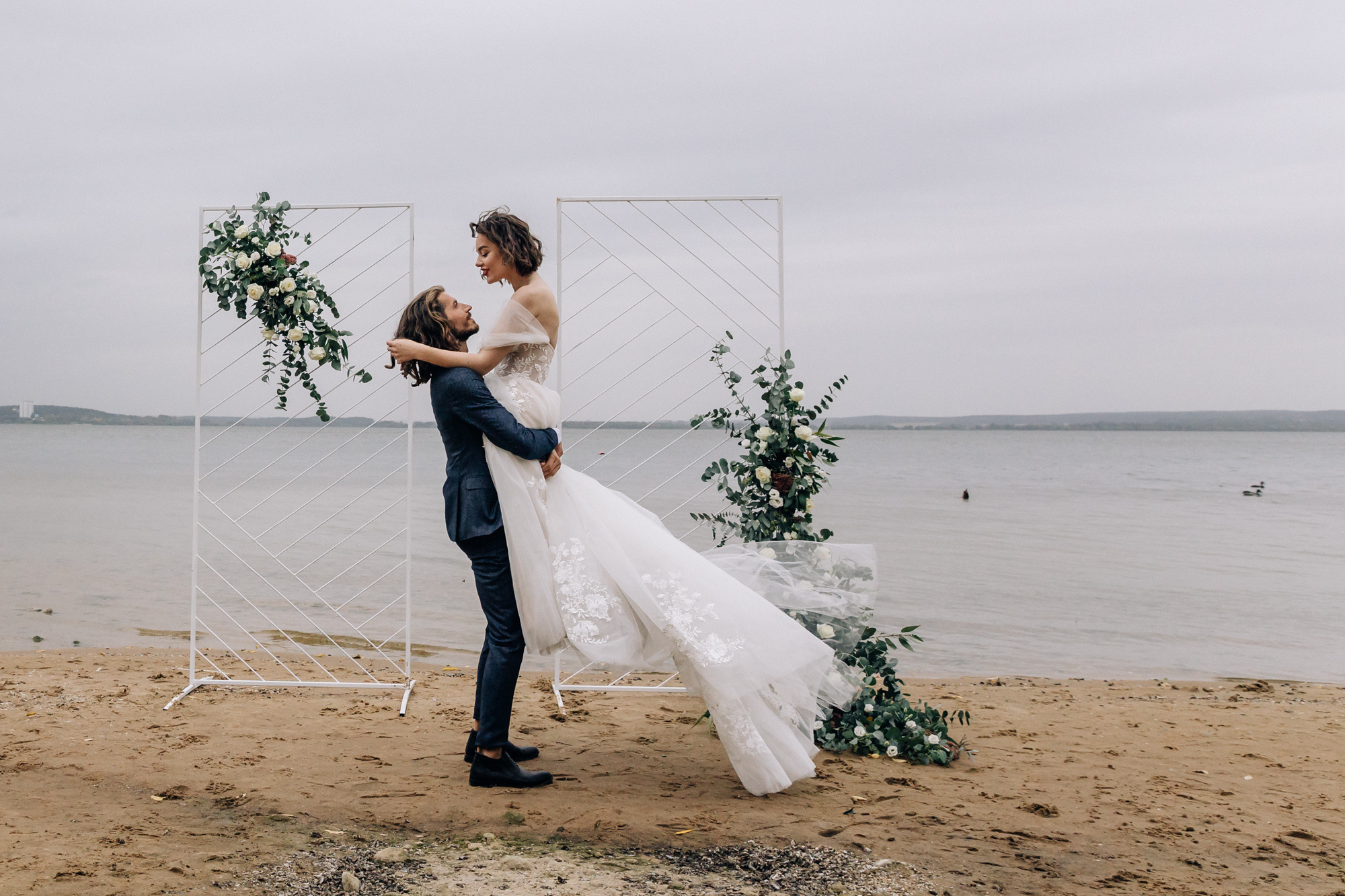 Scandinavian wedding. Wedding photographer in Florida