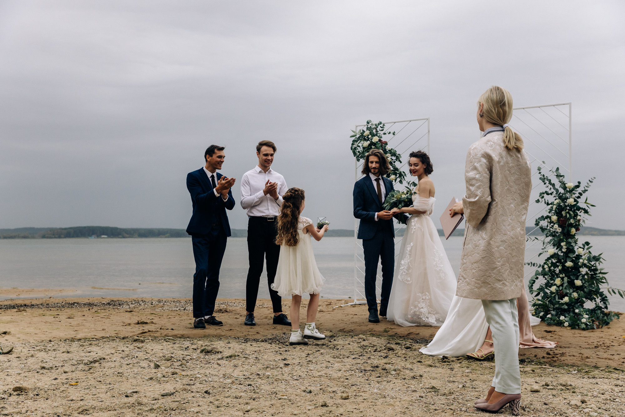 Scandinavian wedding. Wedding photographer in Florida