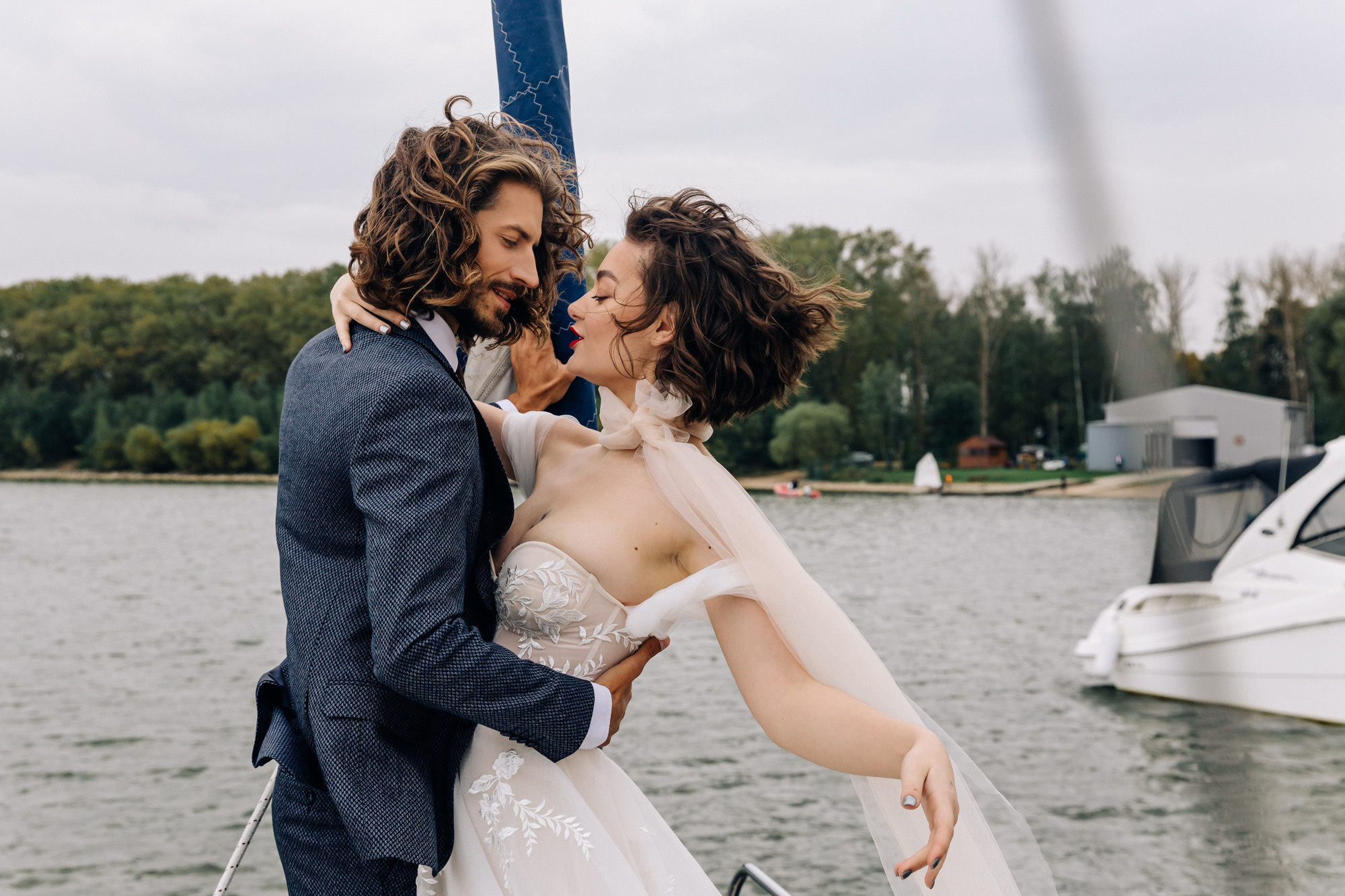 Scandinavian wedding. Wedding photographer in Florida