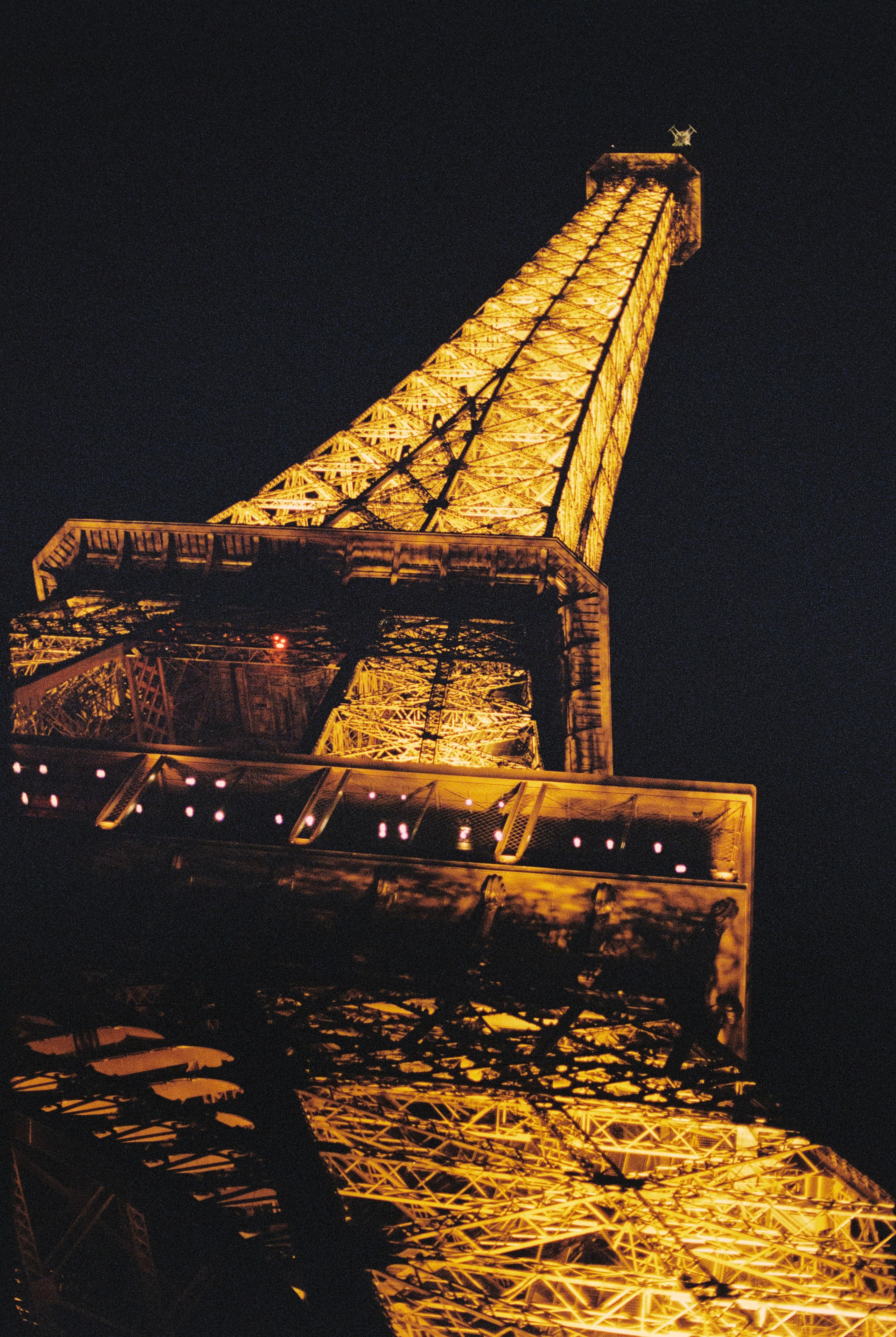 Wanderlust / Film photos. Fotografia personalna i fashion dla marek i agencji modelingowych. Warszawa, Europa. Yaroslav Storchak