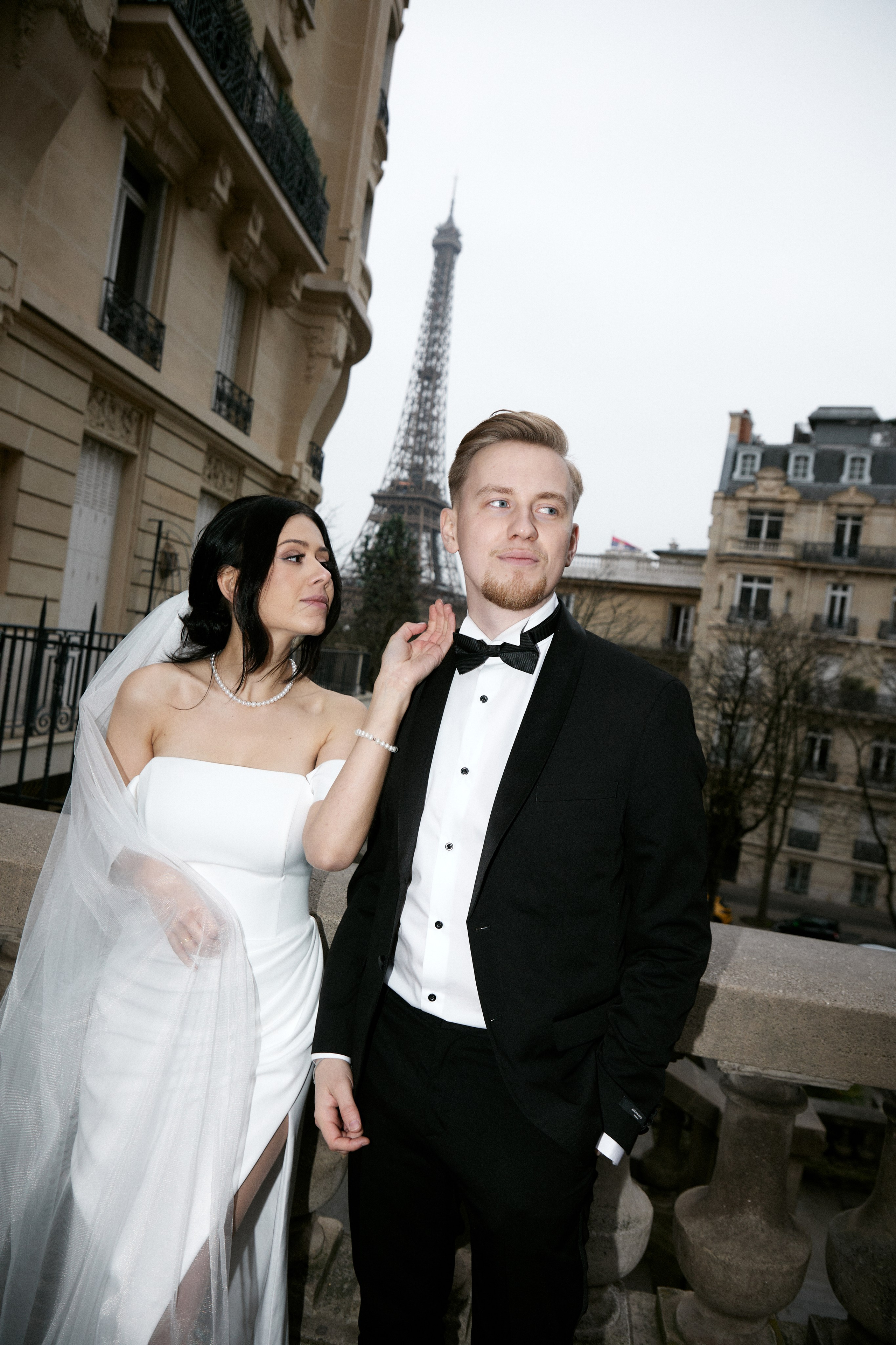 Wedding. Photographer in Paris
